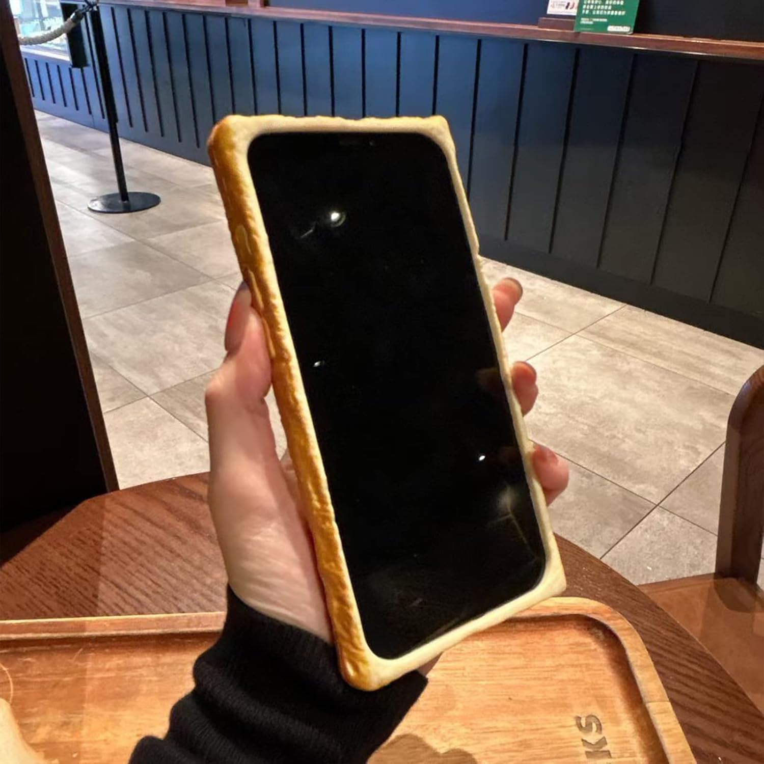 Linda funda de teléfono con diseño de comida para iPhone 11, divertida simulación de pan tostado, desayuno, cuatro esquinas, protección gruesa de