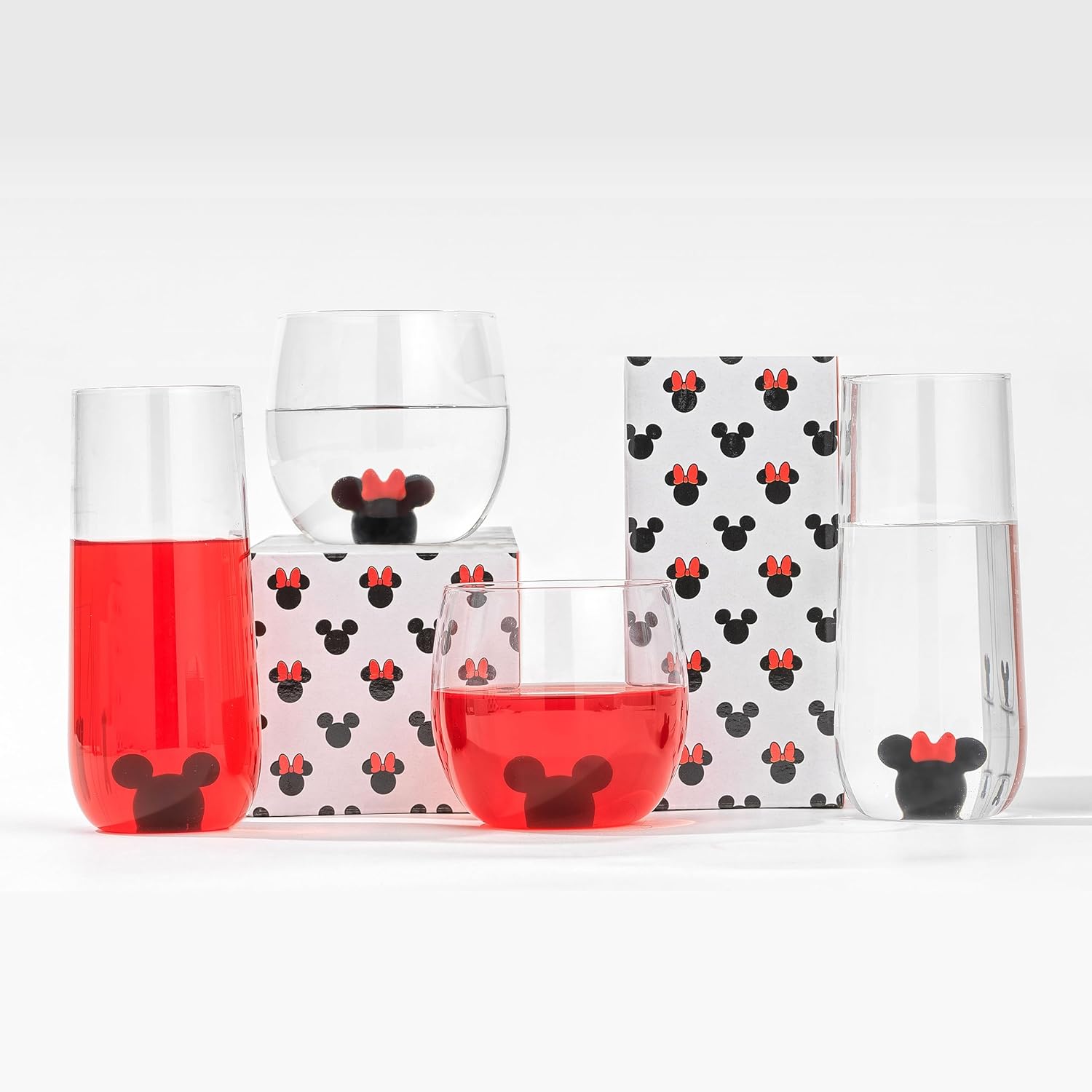 JoyJolt Disney Mickey Mouse, Icon Highball Glass 2 vasos de vidrio para beber. Vasos de 14 onzas de alto para bebidas. Vasos de cóctel, cristalería