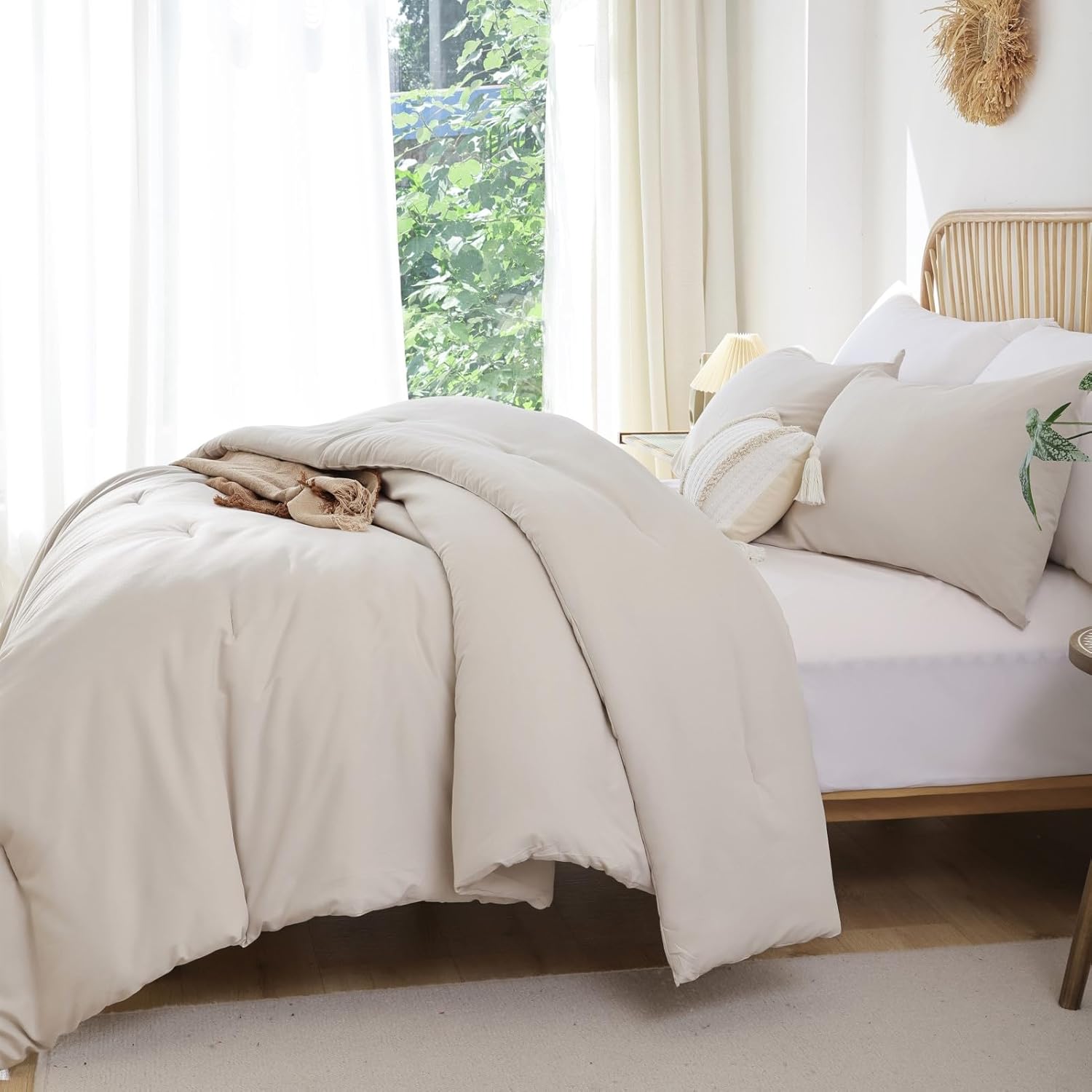ROSGONIA Juego de edredón beige tamaño Queen, 3 piezas (1 edredón beige bohemio y 2 fundas de almohada), ropa de cama ligera y suave para todas las