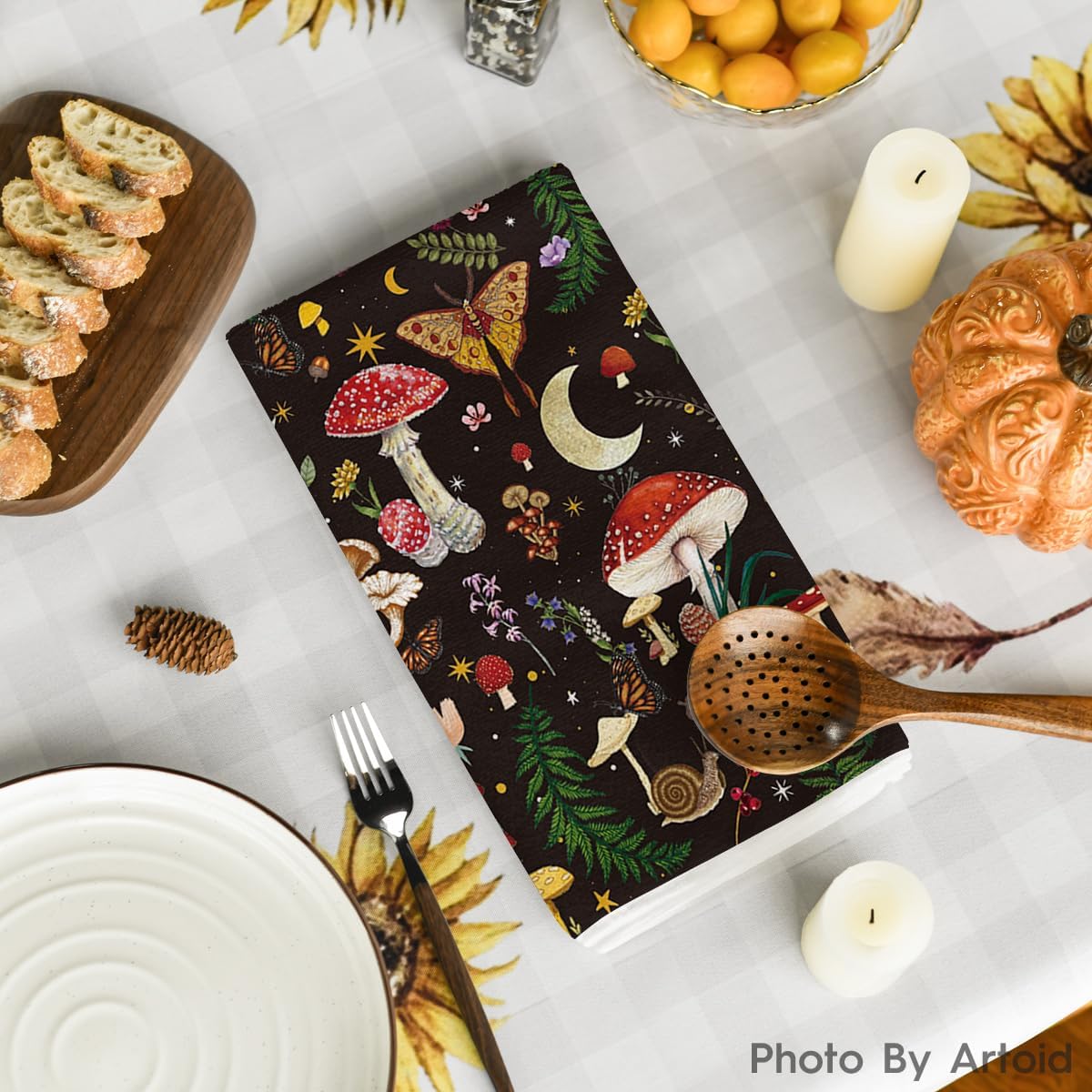 Artoid Mode Juego de 2 toallas de cocina modernas con diseño de hongos, 18 x 26 pulgadas, bonitas toallas de mano con decoración mágica de granja