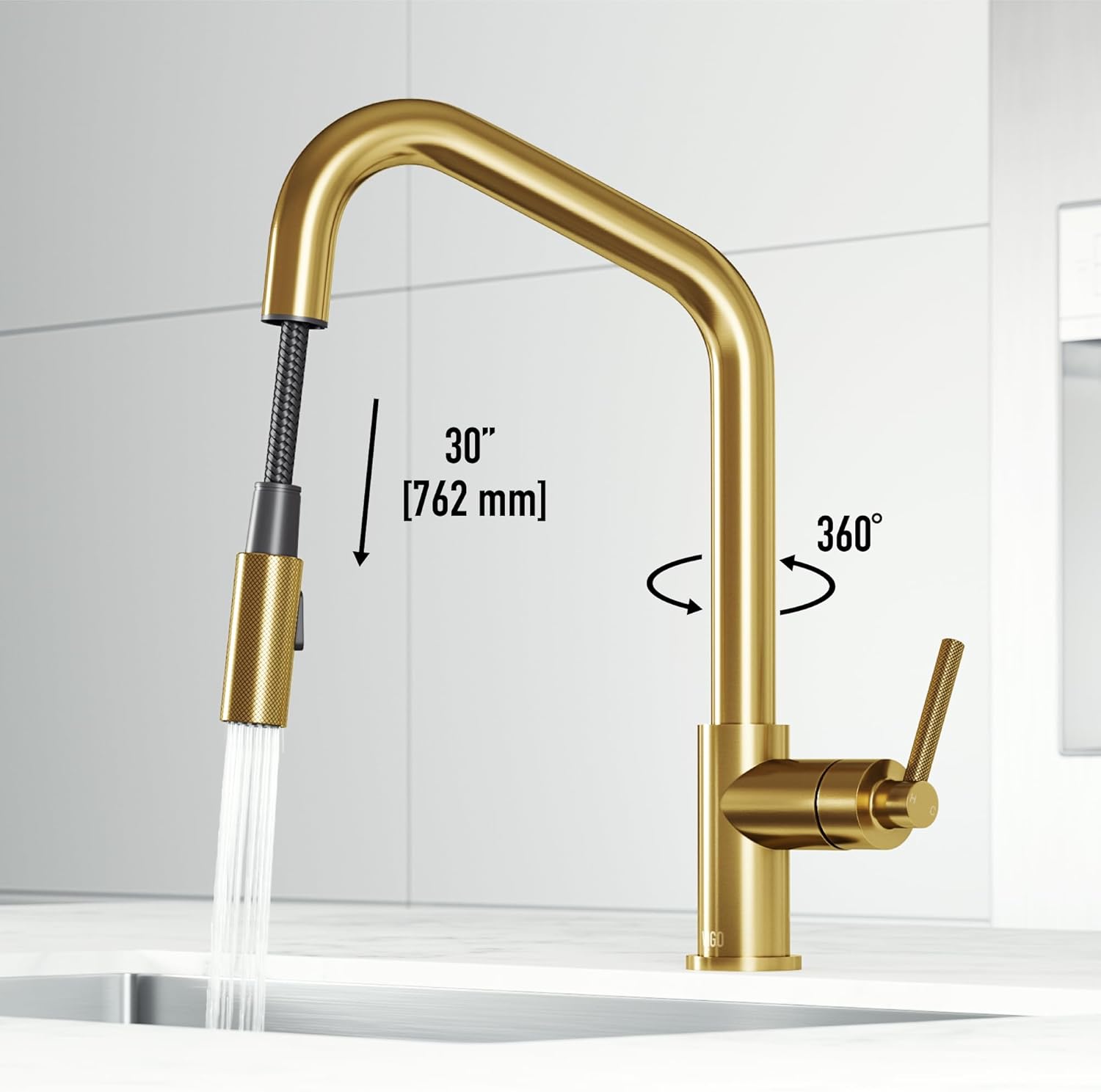 VIGO VG02038MG 9.75″ L -5.0″ W -14.5″ H Utopía 14 pulgadas. H Pulverizador desplegable de una sola manija grifo de barra de cocina en oro cepillado