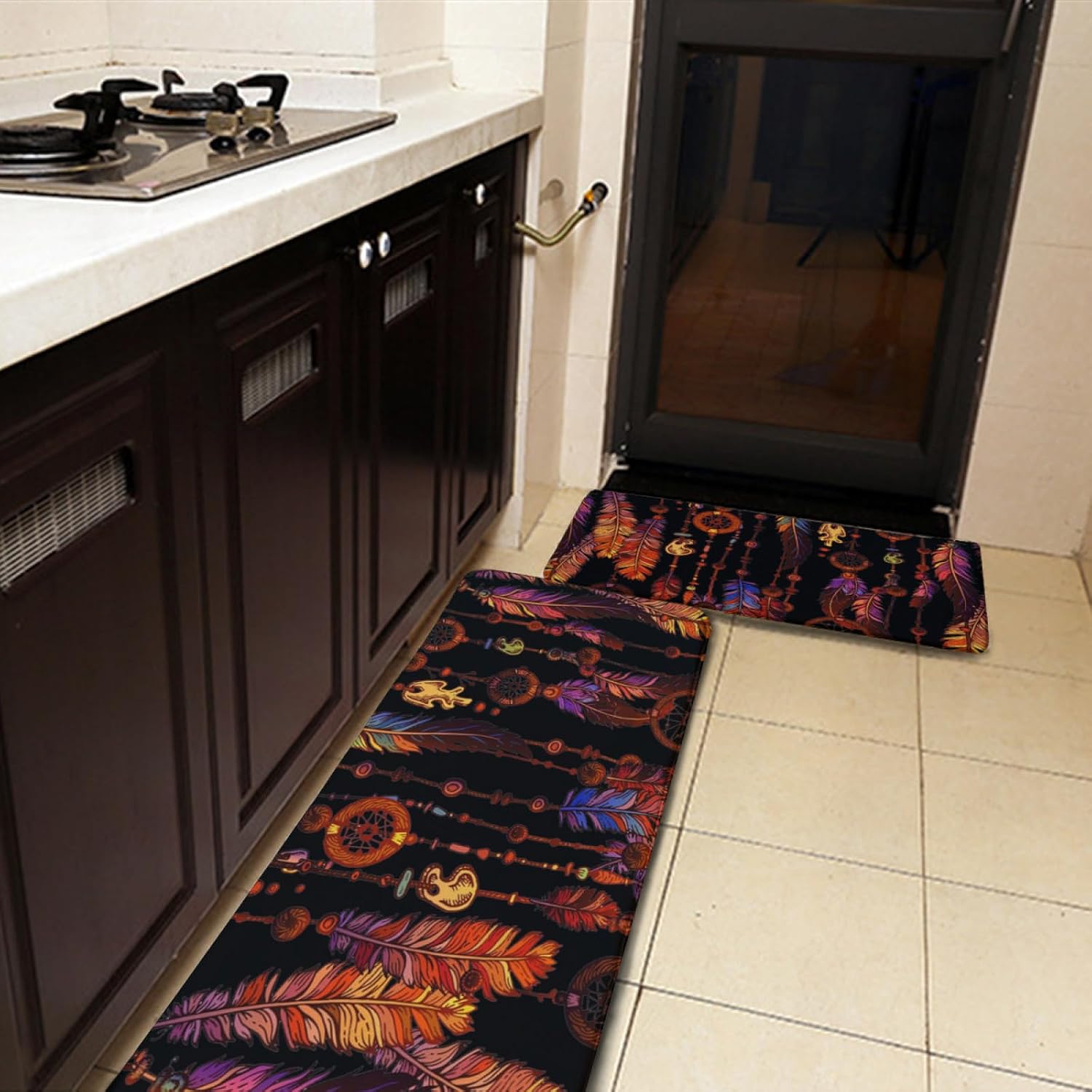 Juego de 2 alfombras y tapetes de cocina, con plumas atrapasueños, antideslizantes, acolchados, lavables, 2 tapetes cómodos para cocina, fregadero,