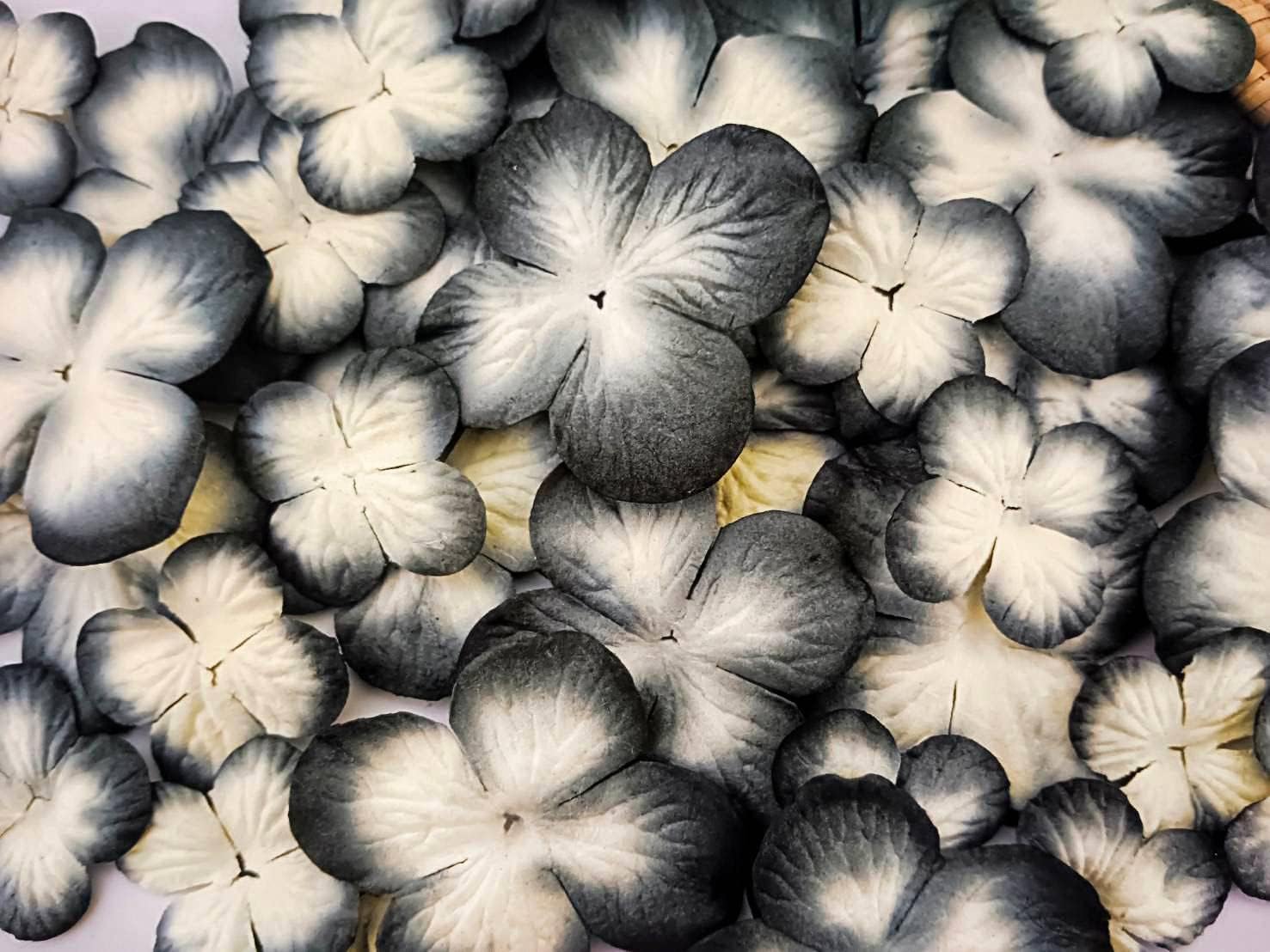 Pétalos de hortensias hechas a mano, flores de papel de morera, parche de flores de papel de morera, álbum de recortes, boda, bricolaje, suministros