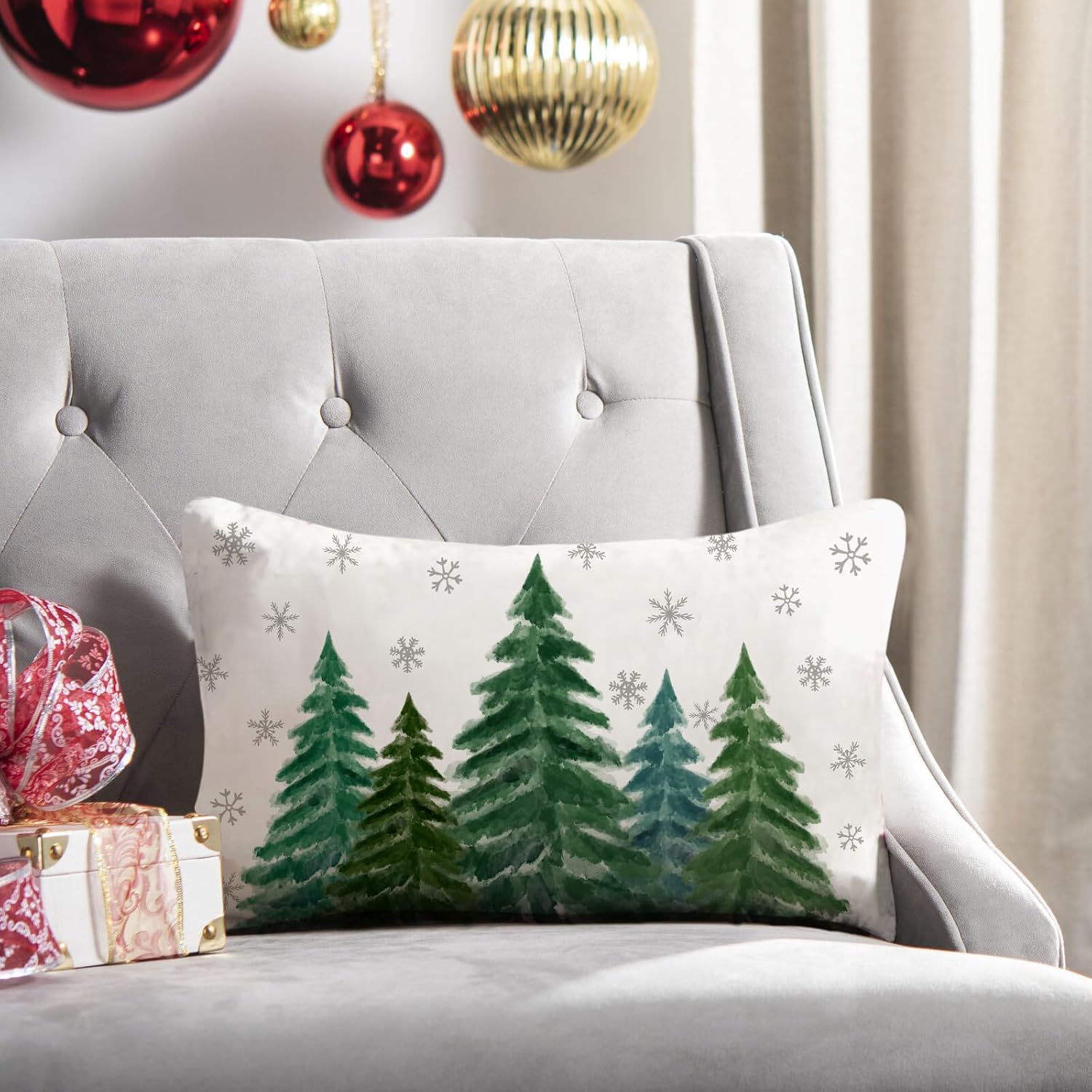 LOMCHEN Funda de almohada de árboles de Navidad verdes de 12 x 20 pulgadas para decoraciones de Navidad, funda de cojín verde de Navidad para sofá