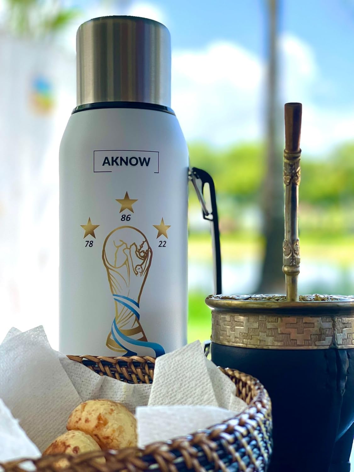 Thermo Argentino Copa Mundial Botella de acero inoxidable con bandera argentina 1LT (blanco)