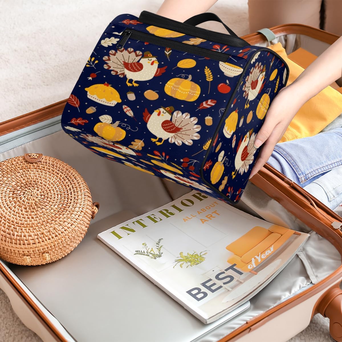 Thanksgiving Day Fun Style Toiletry Bag for Women Travel Makeup Organizer with Hanging Hook Traveling Cosmetic Bags for Toiletries Accessories