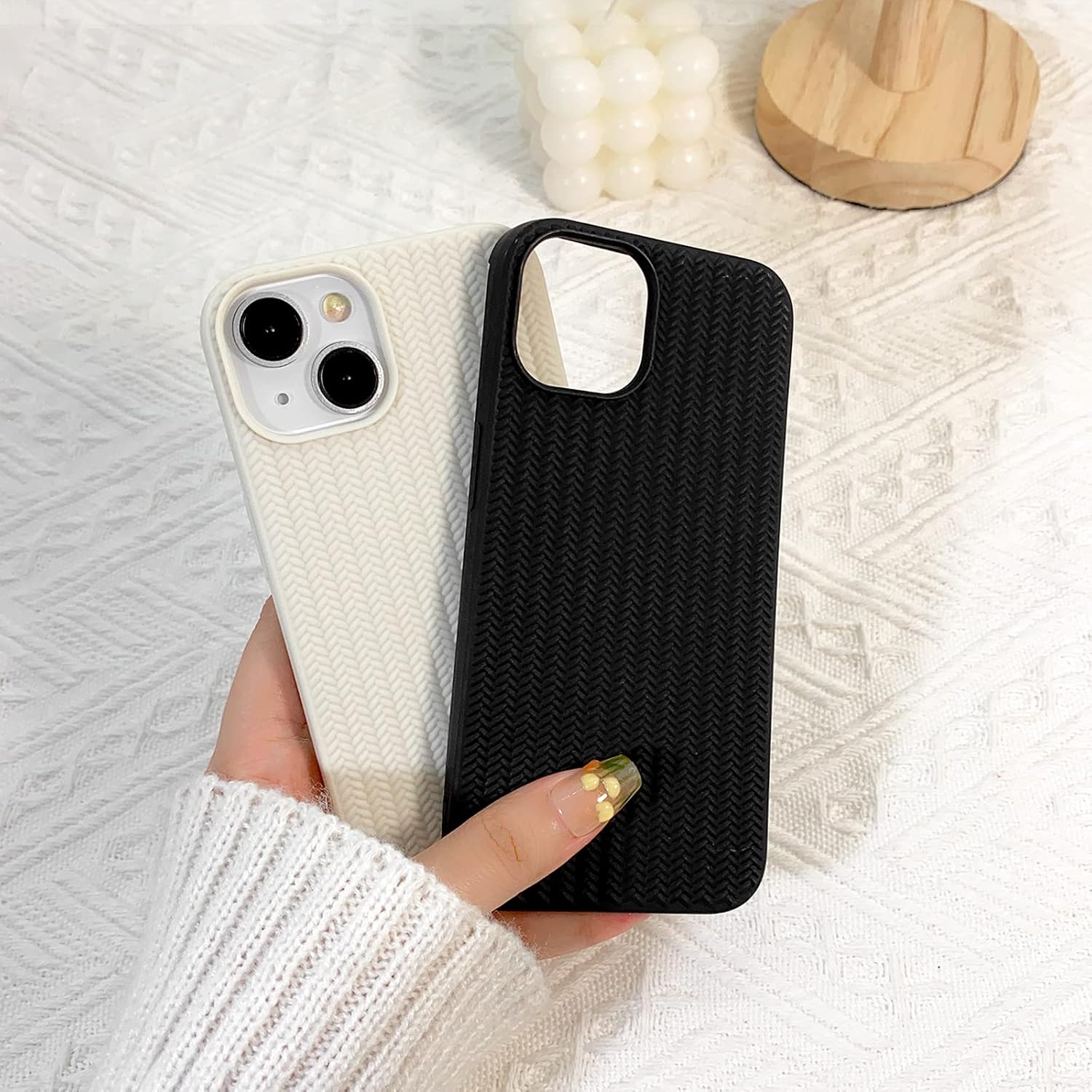 NITITOP Funda compatible con iPhone 13iPhone 14, diseño de trenza con patrón de trenza, color sólido, silicona suave, a prueba de golpes, para