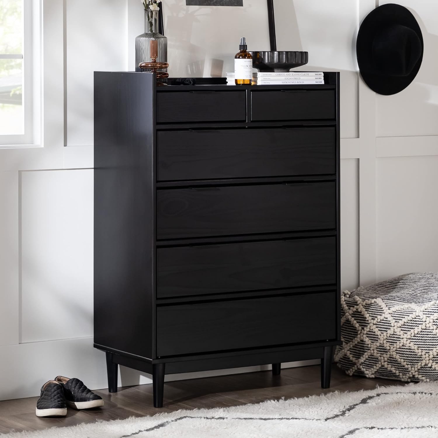 Walker Edison Blythe Mid-Century – Cómoda moderna de madera maciza con 6 cajones, 30 pulgadas, color negro