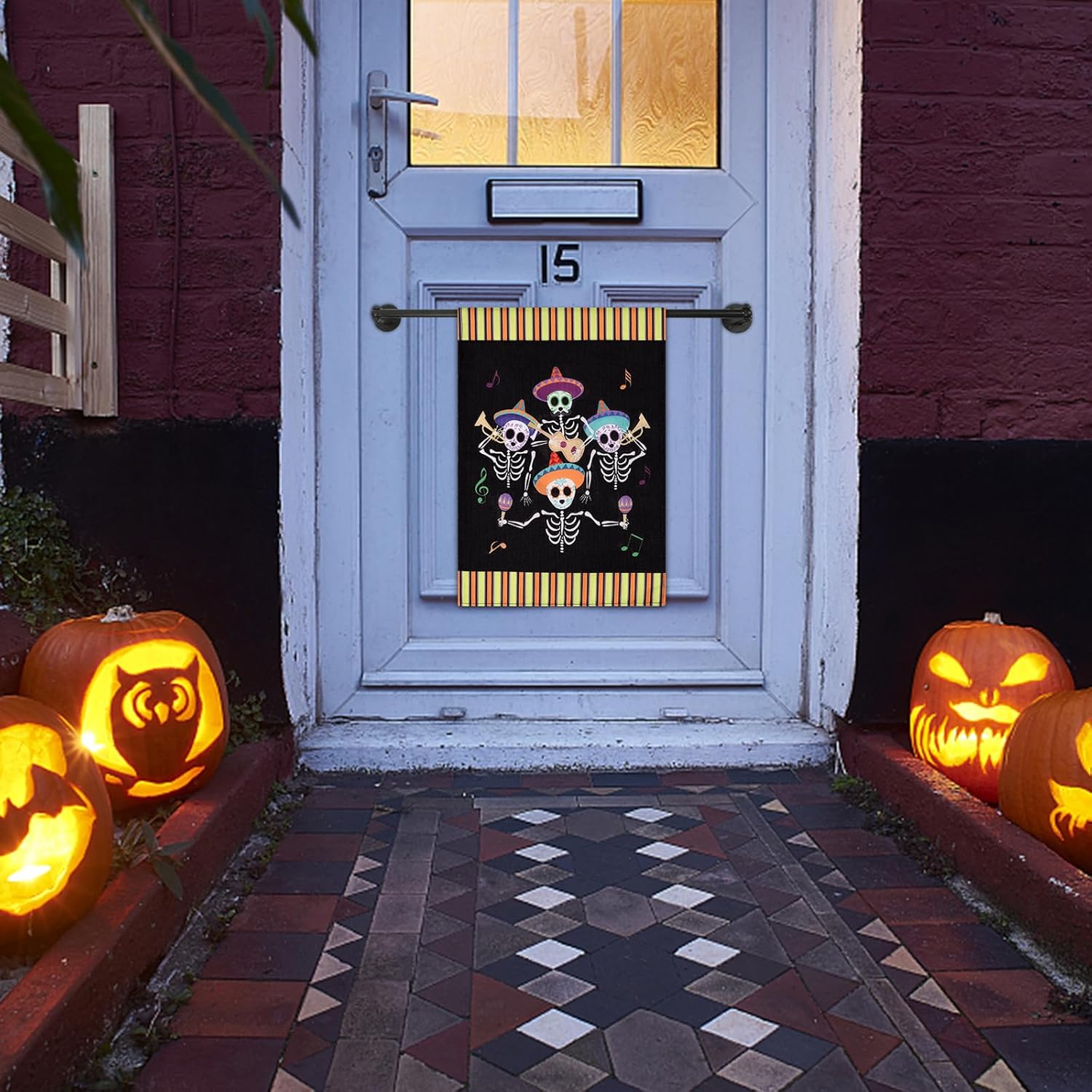 Banderas de jardín de Halloween, banderas de jardín de doble cara de 12 x 18 pulgadas, banderas de arpillera de esqueleto para exteriores,