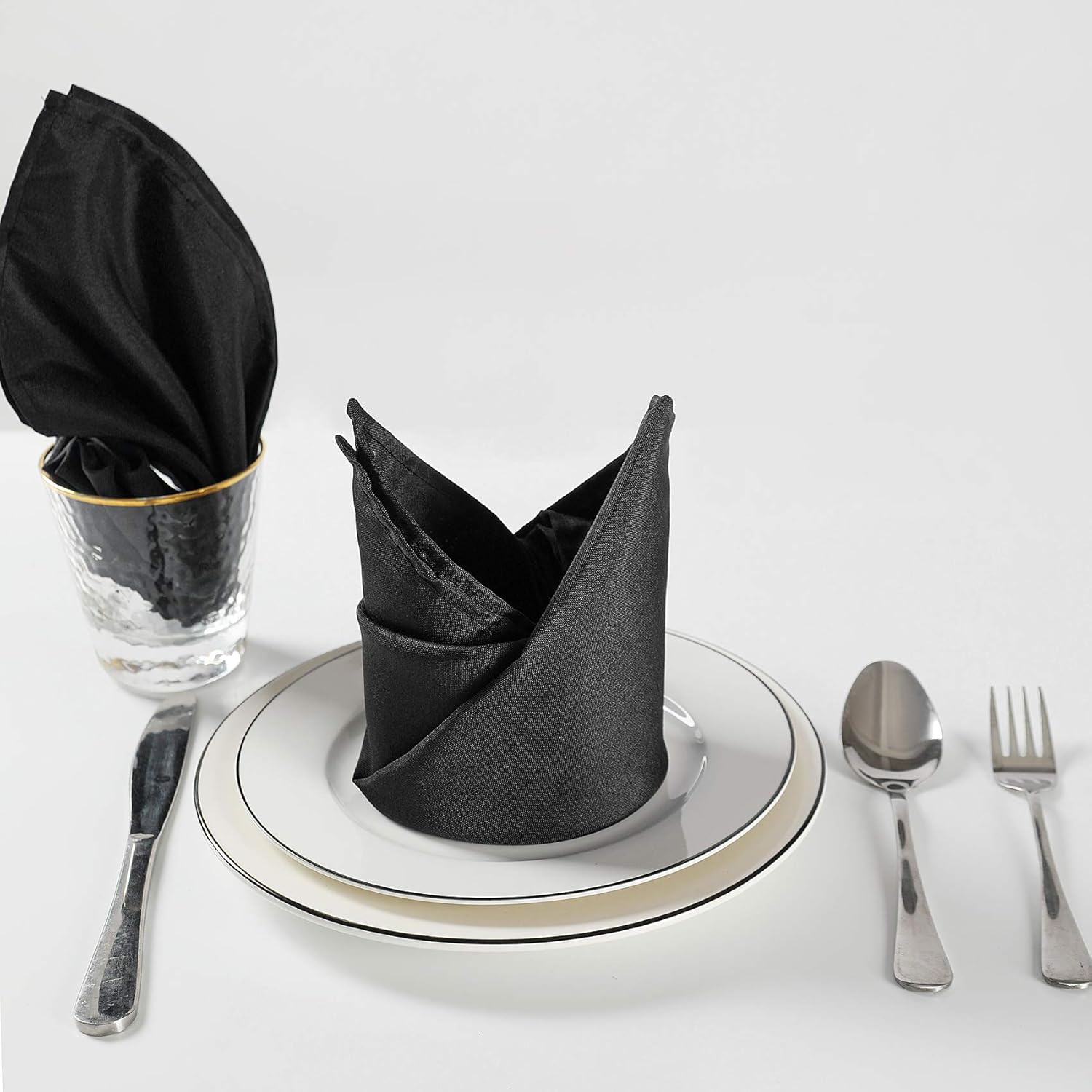 Cloth Napkins 17×17 inch Washable Polyester Dinner Napkins Soft Table Napkins for Wedding Party Dining Banquet(Black,25PCS)
