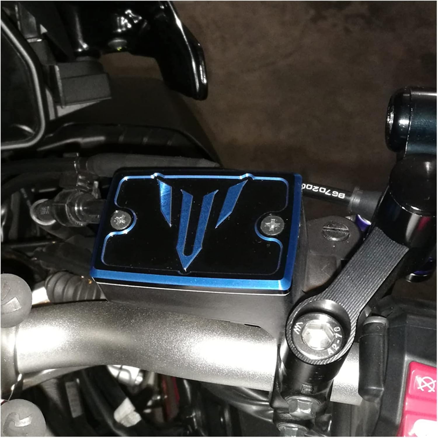 LCCDZ Aluminum Motorcycle CNC Brake Reservoir Tank Cover Cap Compatible With Yamaha MT07 MT-07 Tracer700 MT-09 MT09 Tracer900 2014-2020 2019 2018
