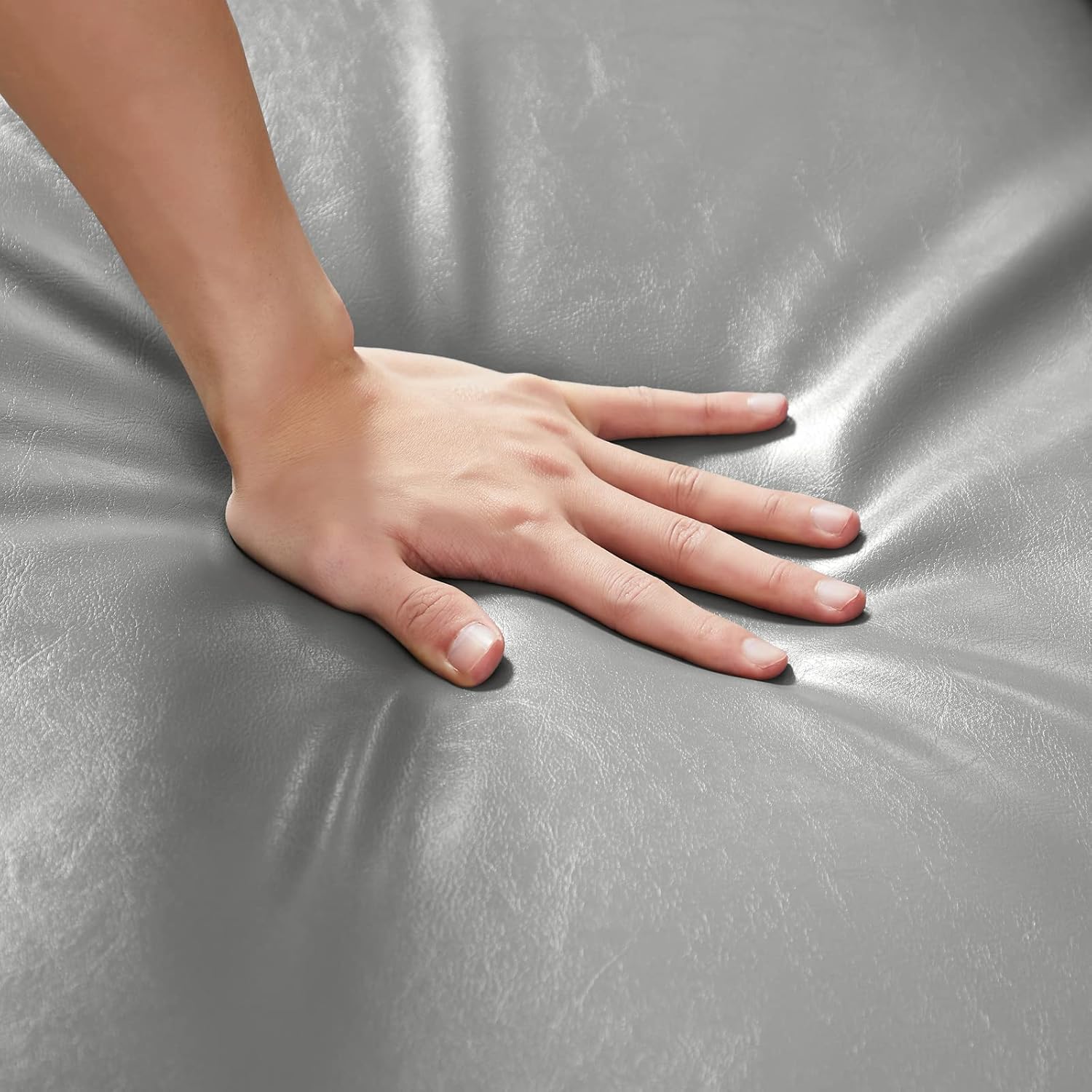 Familymill Sillón moderno de mediados de siglo, sofá individual de piel sintética con respaldo acolchado extra grueso y cojín de asiento para sala