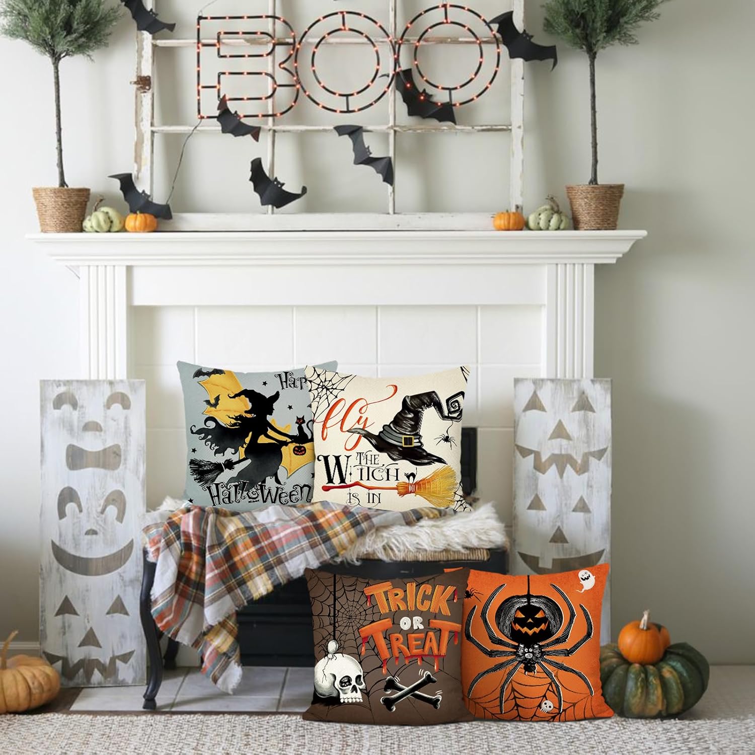 Bonhause Juego de 4 fundas de almohada de Halloween de 18 x 18 pulgadas, diseño de bruja y araña, cráneo, dulce o truco, almohadas decorativas para