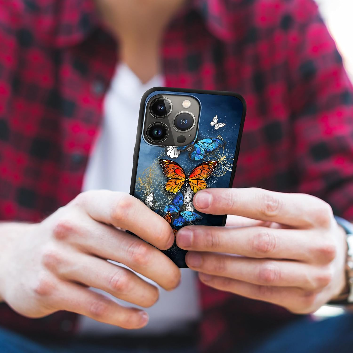 Funda diseñada para iPhone 15 Pro Max, funda de teléfono con patrón de mariposas en vuelo para hombres, mujeres, niños y niñas, TPU suave, cuerpo