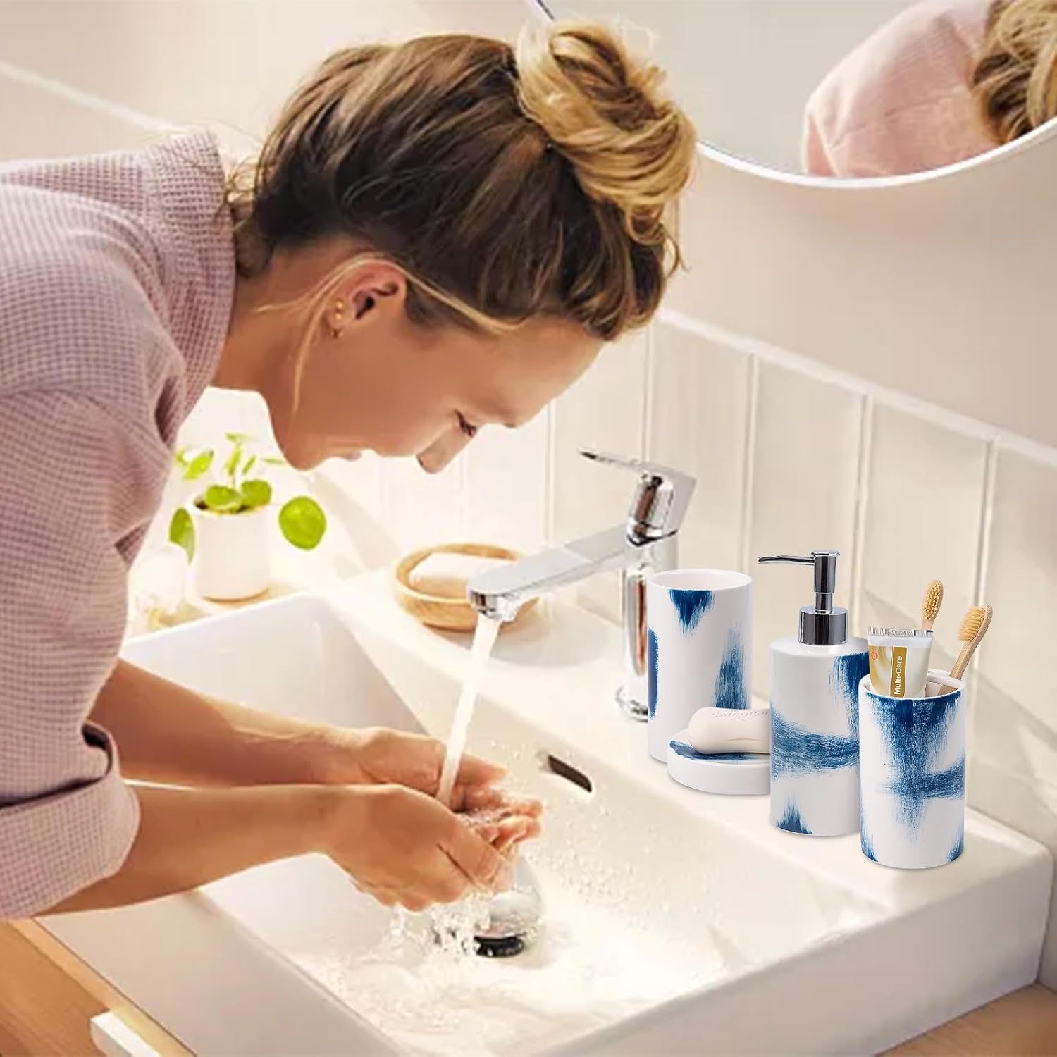 Juego de accesorios de baño azul y blanco  Juegos completos de accesorios de baño incluye dispensador de jabón, soporte para cepillo de dientes,