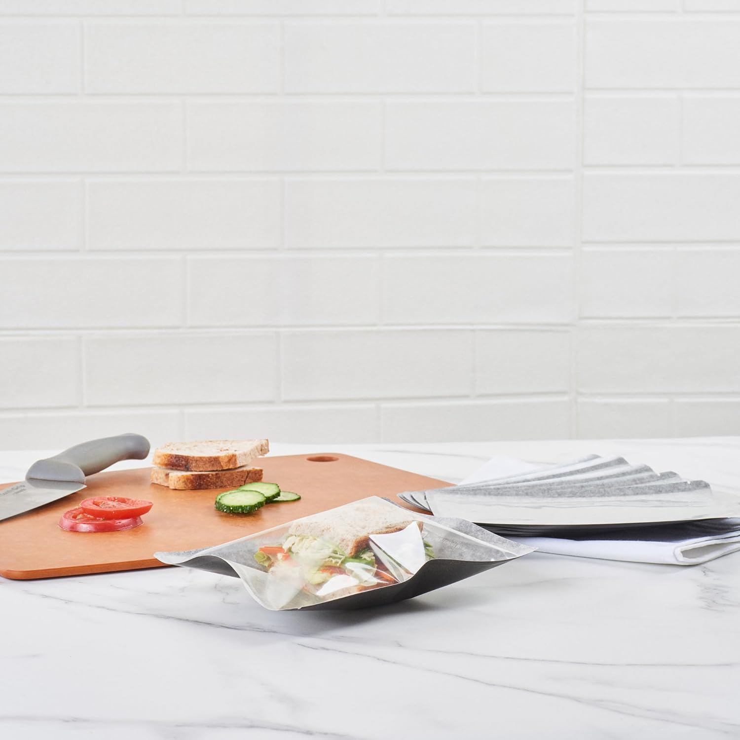 Restaurantware Bag Tek – Bolsas de muestra de calor y sellado de 8.75 pulgadas, 100 bolsas de sellado térmico medianas, bolsas sellables con calor