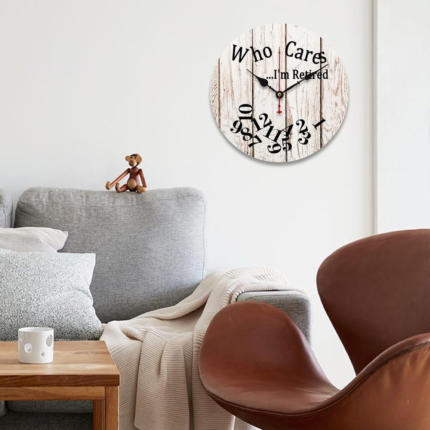 Excmoky Who Cares I’m Retired – Reloj de pared de madera rústica, reloj de pared moderno sin números, diseño moderno, reloj digital sin tictac para