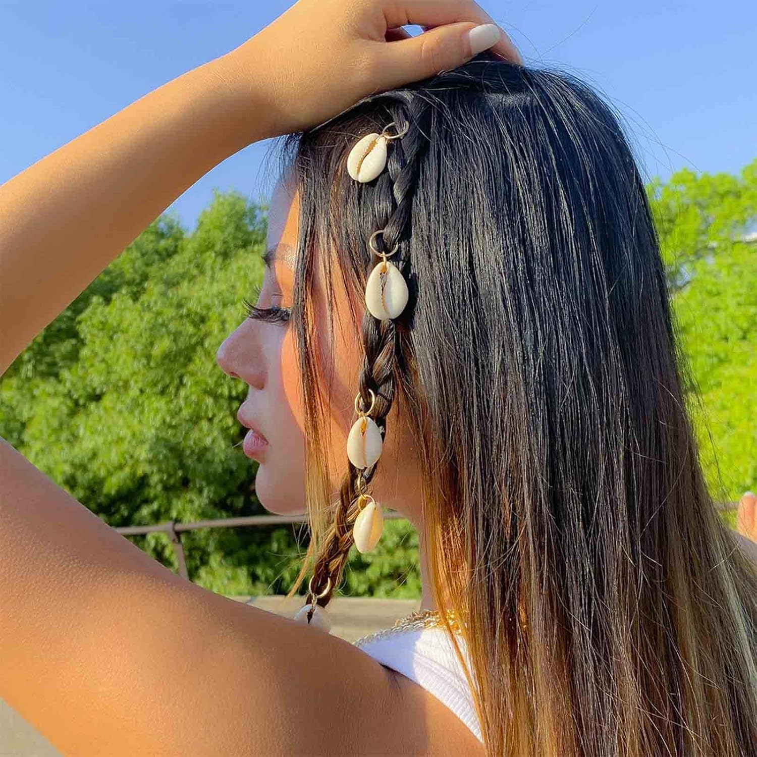 Andelaisi Anillos para el cabello con diseño de cauri de oro vintage, anillos de trenza de caurí de oro, diminutas rastas de caurí, anillo de rastas