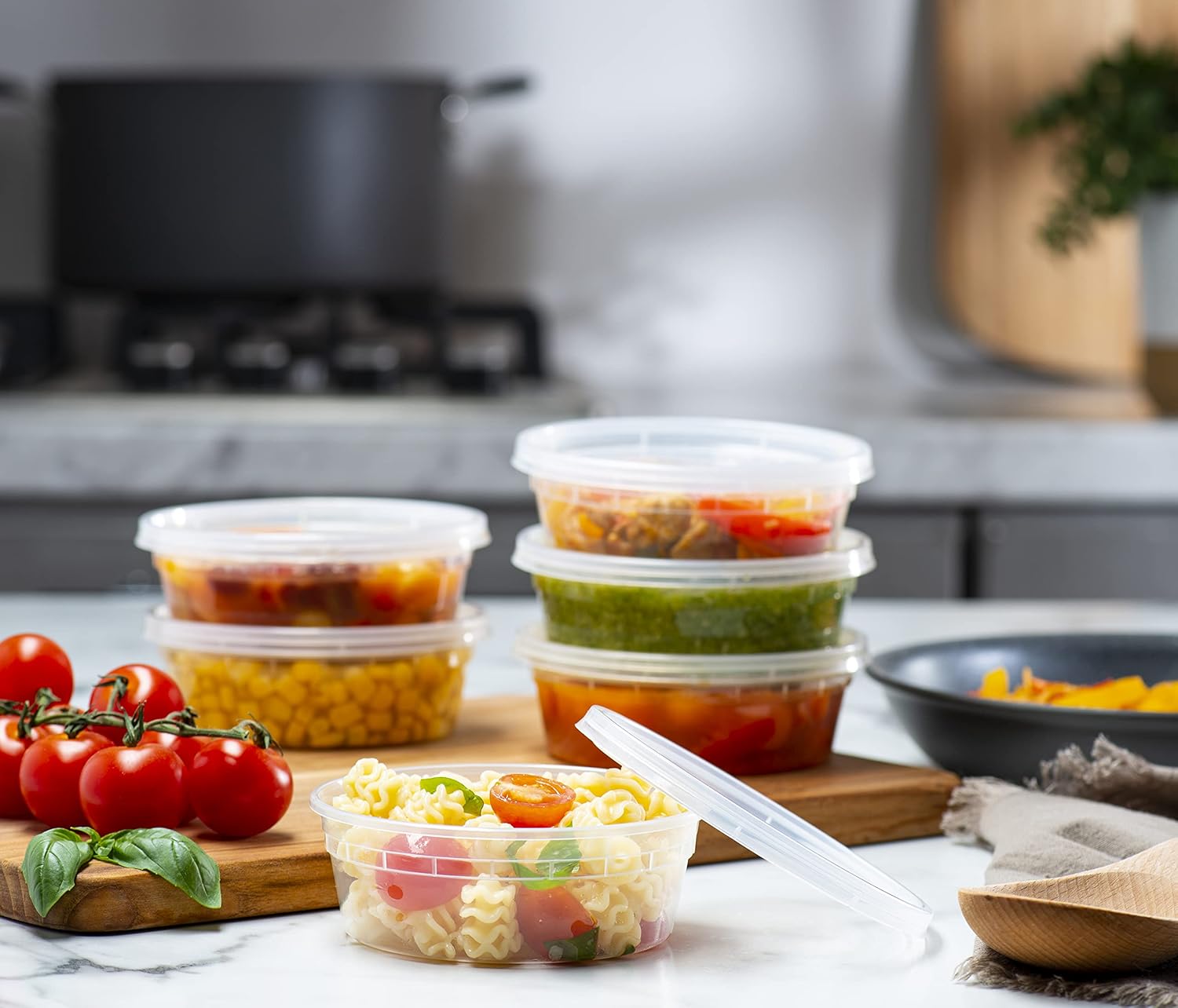 Elegant Disposables 8 onzas  24 juegos de recipientes de plástico para almacenamiento de alimentos con tapas flexibles herméticas para microondas,