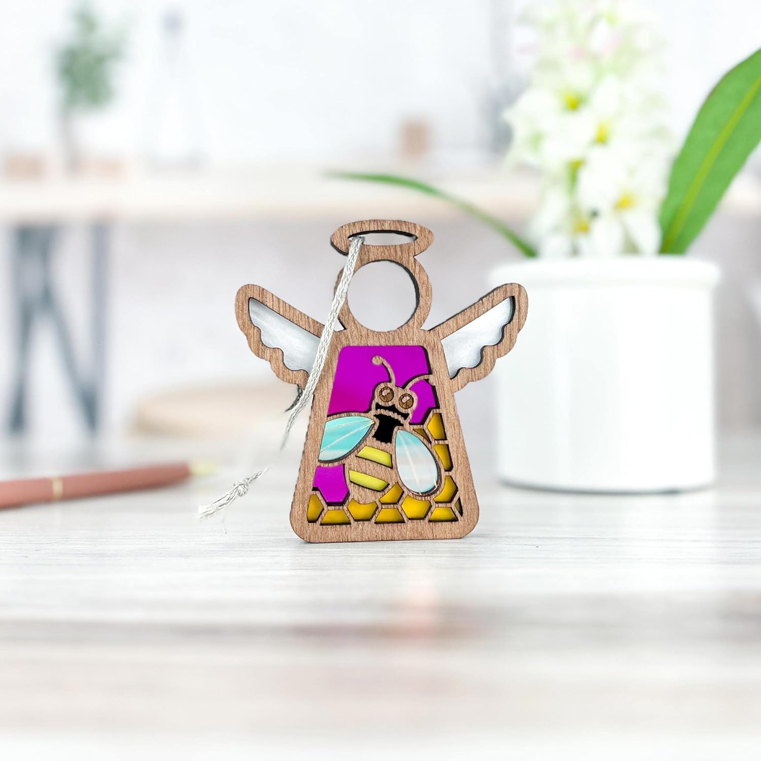 Honey Bee Ornament with Honeycomb Motif Design – Magenta Pink Angel Figurines – Ideal Bee Decor or Bee Kitchen Decor for Mom, Best Friend, Coworker,