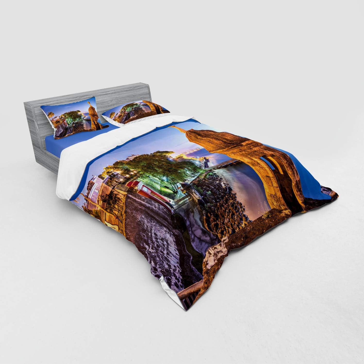 Lunarable Puerto Rico Bedding Set, Coast at Paseo de la Princesa Retro Style Architectural Elements Photography, 4 Piece Duvet Cover Set with Shams