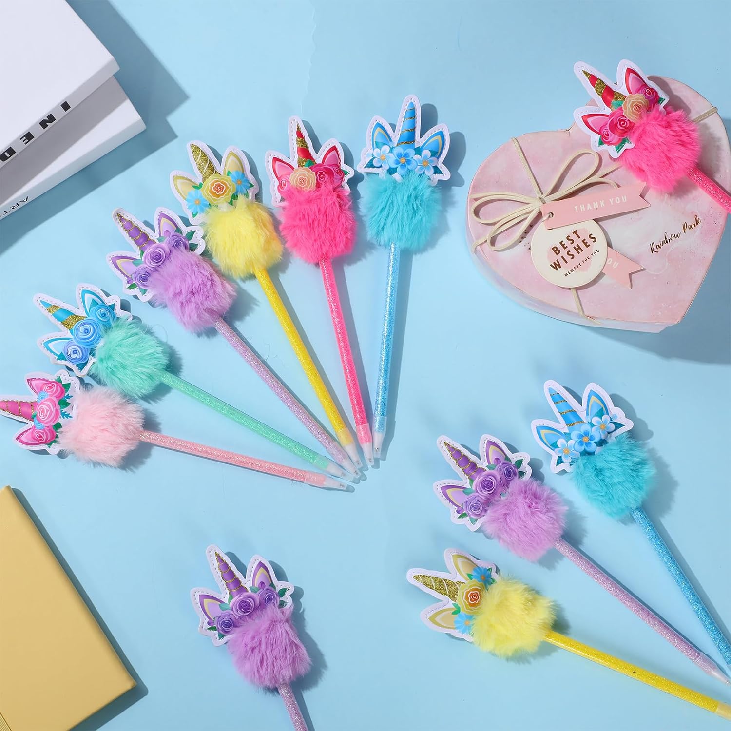Cholemy 24 bolígrafos de unicornio para recuerdos de fiesta, bolígrafos esponjosos de unicornio a granel, arcoíris, unicornio, pompones, bolígrafos
