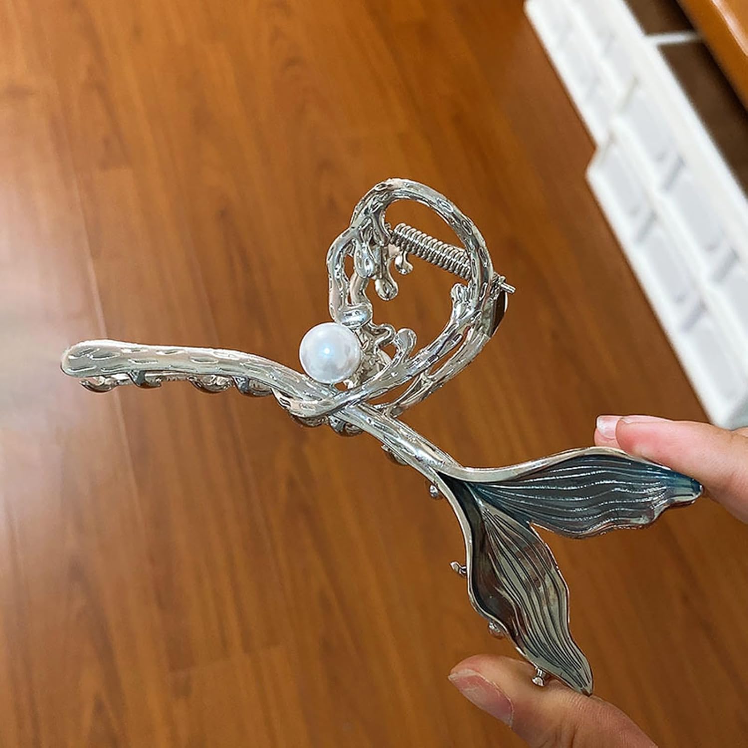 Pinzas para el cabello de cola de pez azul con diseño de perlas, clip de garra de metal para cabello grueso, clip de pelo plateado grande, pinzas de