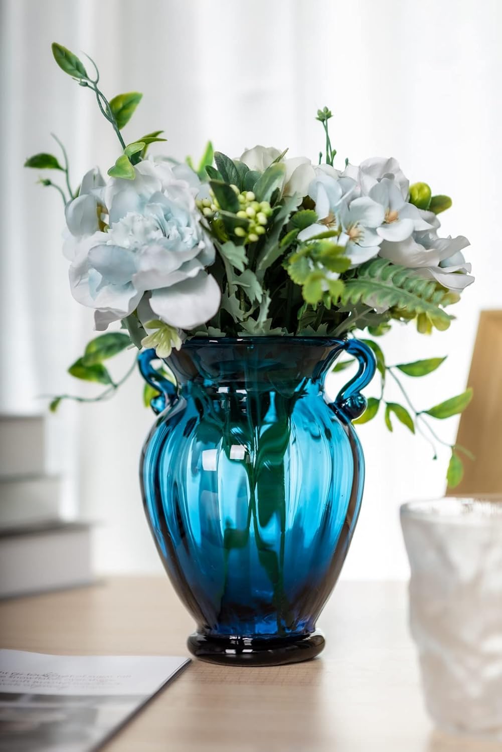Lujoso florero de cristal azul para centro de mesa, florero de vidrio tintado transparente de alta calidad con asa, arreglo floral creativo de