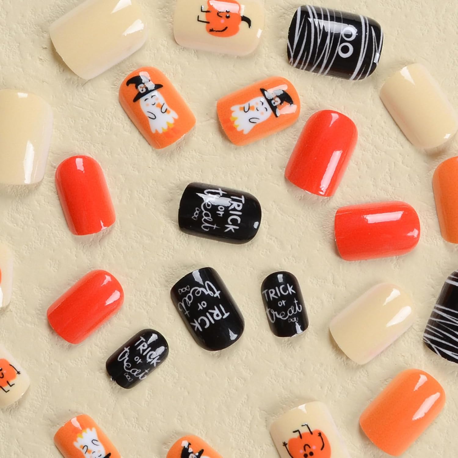 24 uñas postizas cortas cuadradas para Halloween, color naranja, negro, calabaza, fantasma, uñas acrílicas artificiales con pegamento, uñas