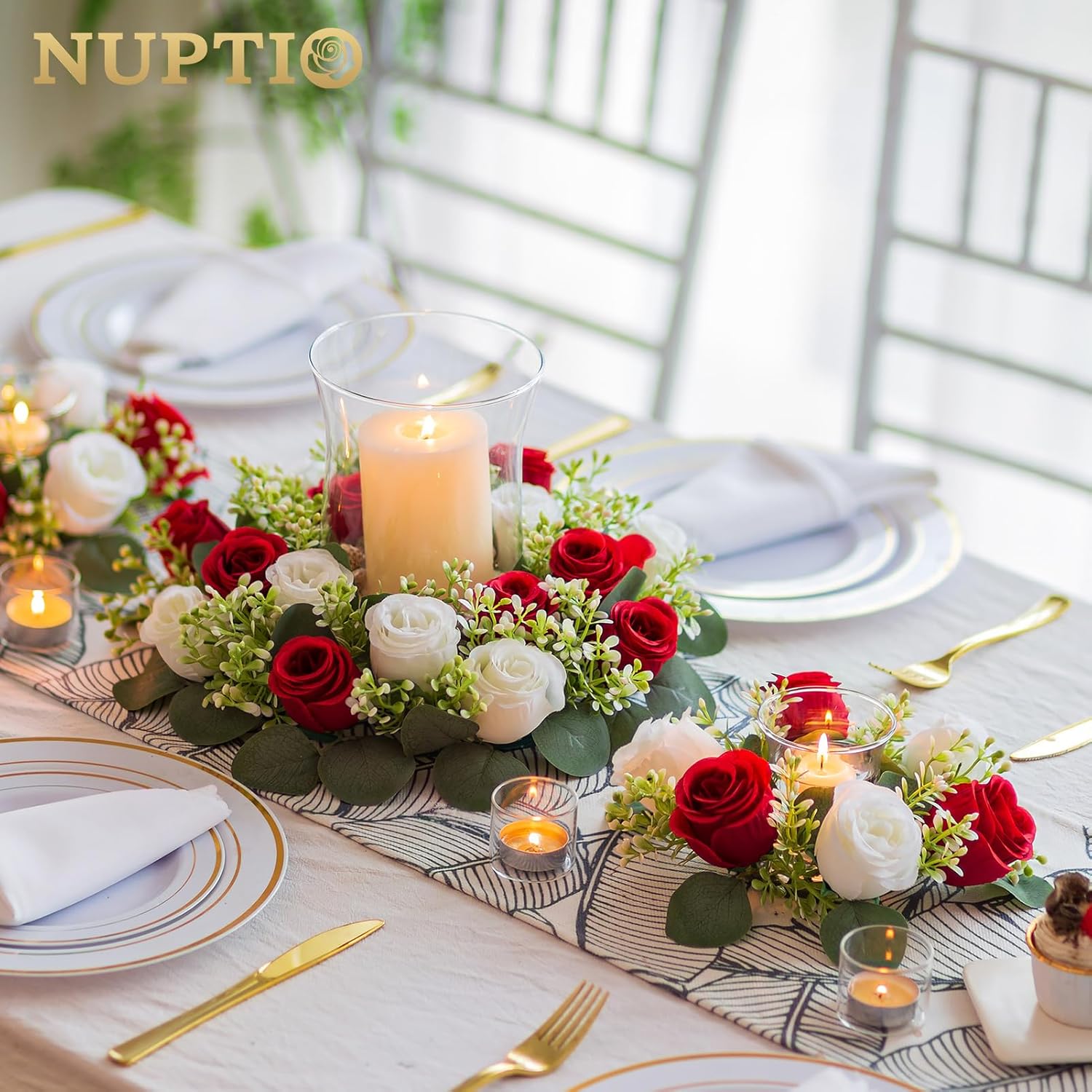 NUPTIO Candelabros de cristal Hurricane 6 jarrones de velas flotantes cilíndricas con corona de flores falsas grandes de 13.4 pulgadas, color