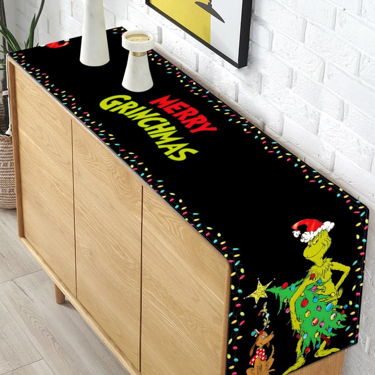 Camino de mesa Grinchmas Merry Christmas Whoville para fiestas de invierno, cocina, chimenea, comedor, decoración del hogar (negro, 13 x 72 pulgadas)