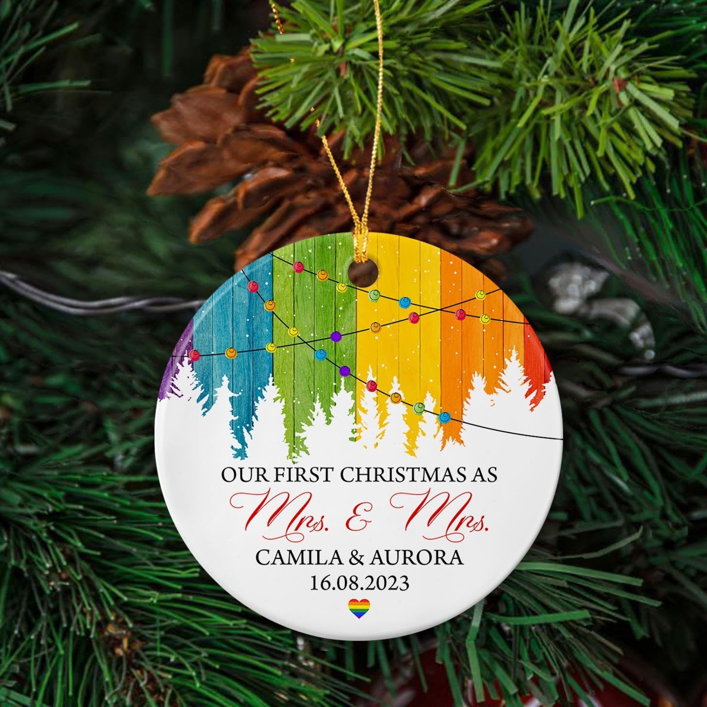 Adorno de Navidad para parejas lesbianas con texto en inglés “Our First Christmas As Mrs & Mrs Lesbian Pare”, regalos personalizados del mismo sexo