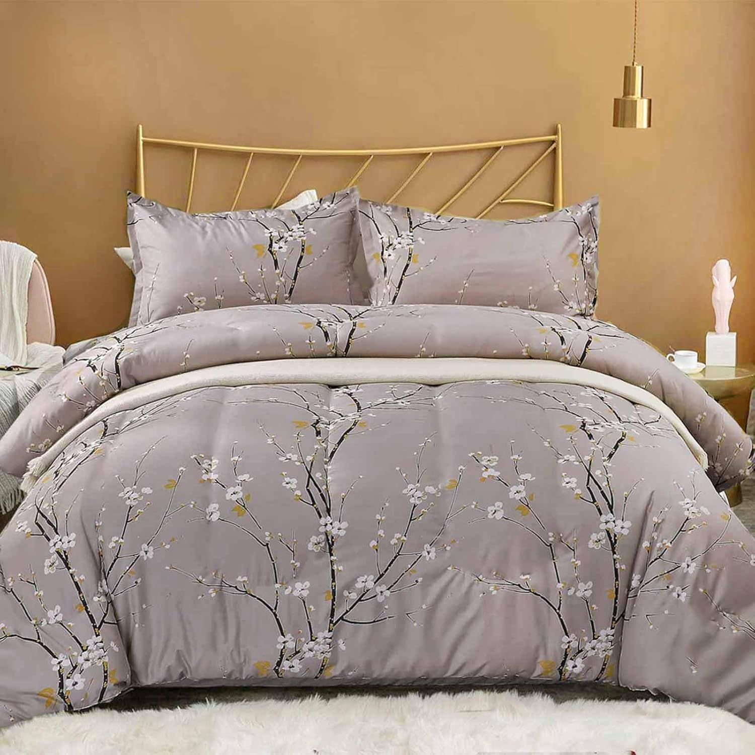 Nanko – Juego de edredón King de 3 piezas de 104 x 90 pulgadas, ropa de cama de microfibra suave con estampado floral gris pastel, edredón acolchado