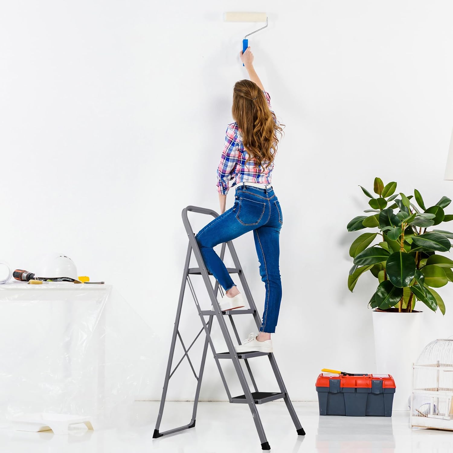 F2C Escalera plegable de 4 escalones con práctico mango portátil, taburete de acero resistente, pedal antideslizante ancho 330 libras, blanco y