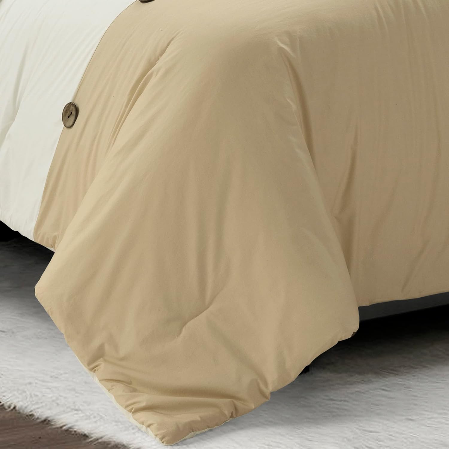 Lush Decor Juego de edredón de 5 piezas con botones de lino, tamaño matrimonialqueen, ropa de cama rústica y elegante con fundas europeas, diseño