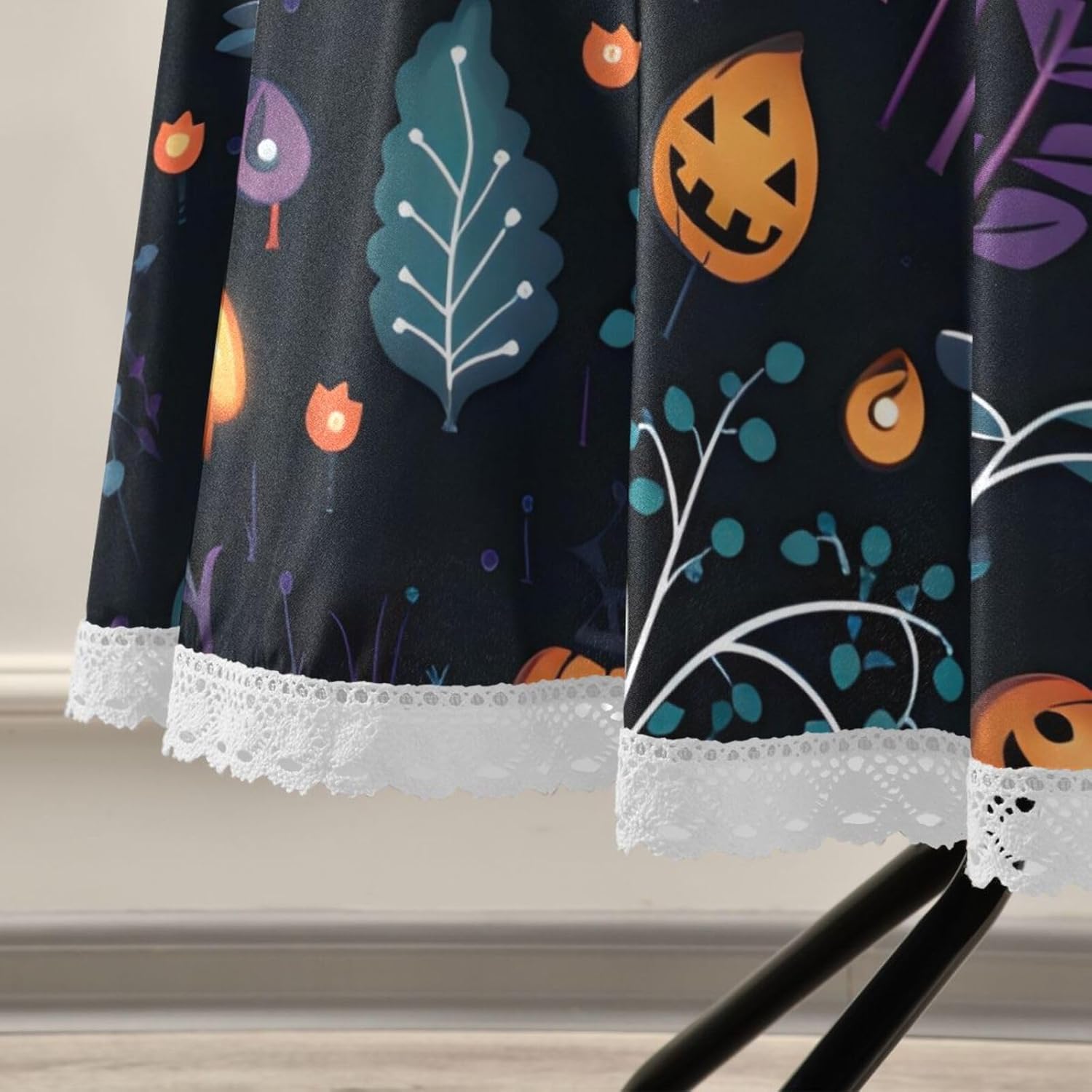 ZOEO Mantel redondo de calabazas de Halloween con hojas de 60 pulgadas, reutilizable, mantel circular de poliéster, lavable, mantel circular para