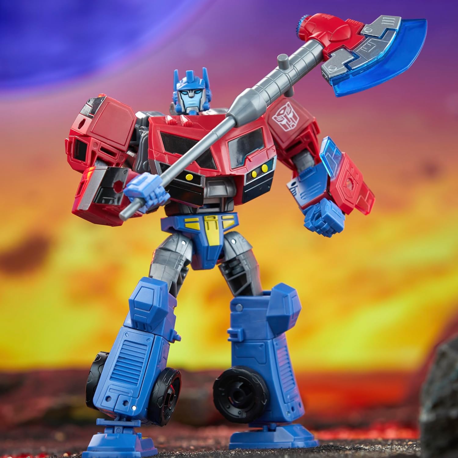 Transformers Legacy United Voyager Class Animated Universe Optimus Prime, figura de acción de conversión de 7 pulgadas, 8+