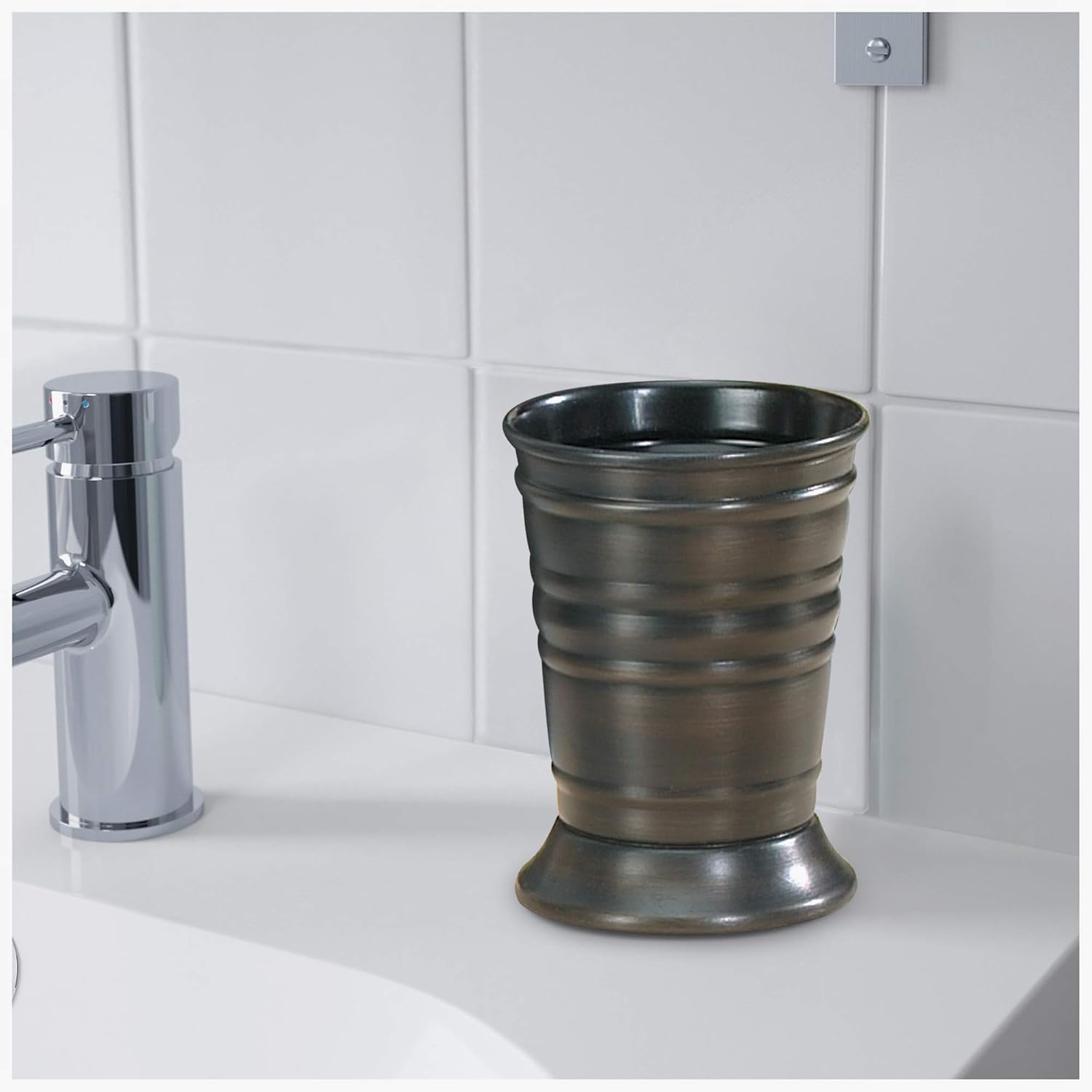 nu steel Bogart – Vaso de metal, soporte para brochas de maquillaje y vaso para cepillo de dientes para baño, encimera, escritorio, dormitorio,