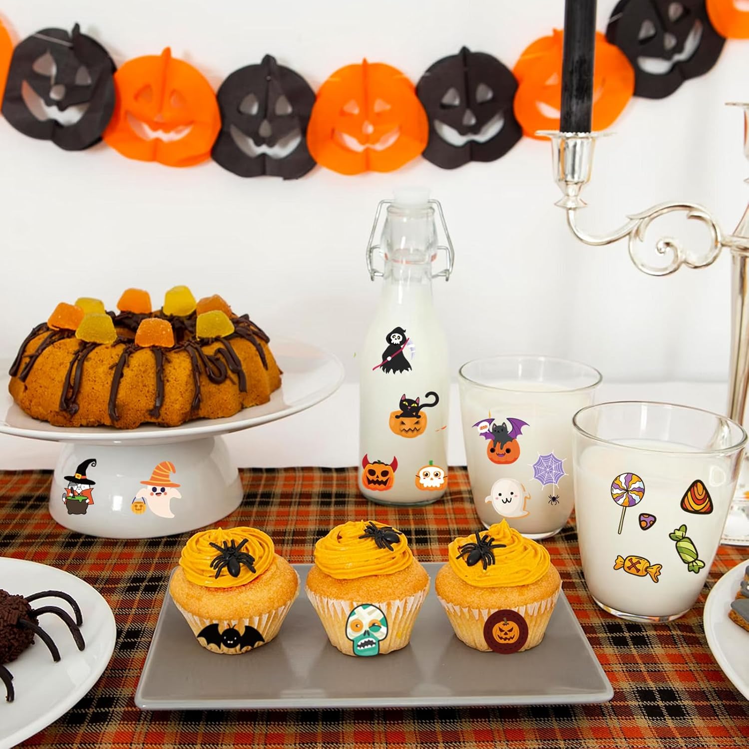 100 hojas de calcomanías de Halloween para niños, más de 1200 calcomanías de Halloween para decoración de fiesta de Halloween, regalos de fiesta de