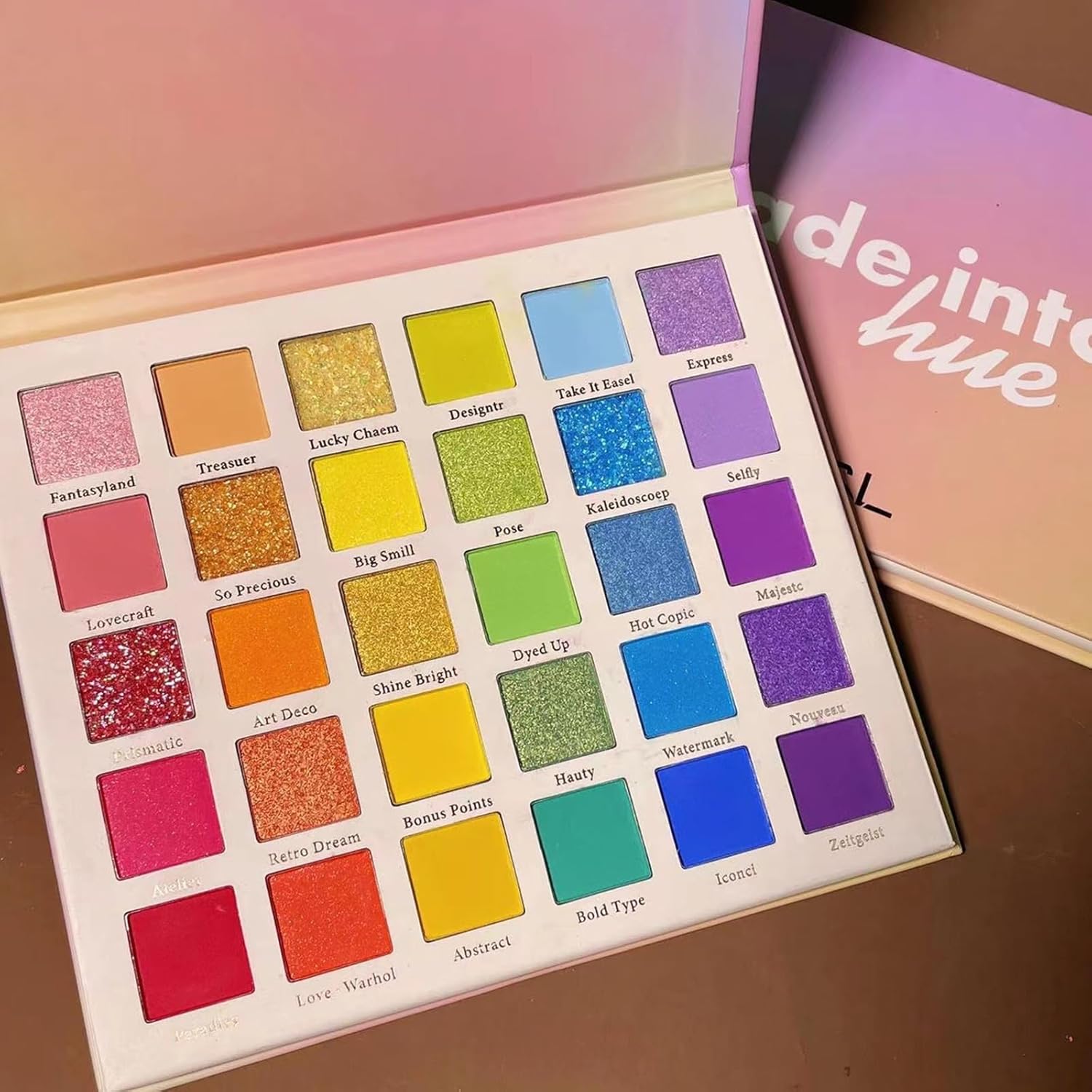 Paleta de sombras de ojos de Halloween, paleta de sombra de ojos arcoíris de 30 colores y máscara de encaje, colores brillantes y vibrantes, sombras