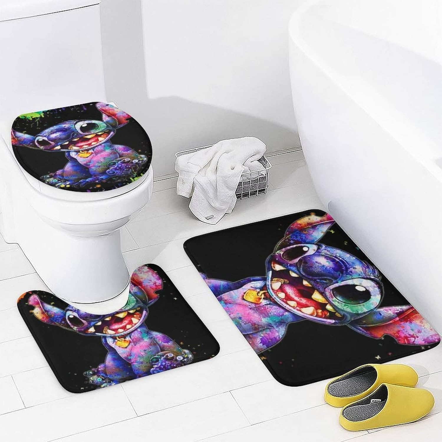 Juego de cortina de ducha de anime de 4 piezas, juego de decoración de baño con cortina de ducha impermeable, alfombras de franela suave
