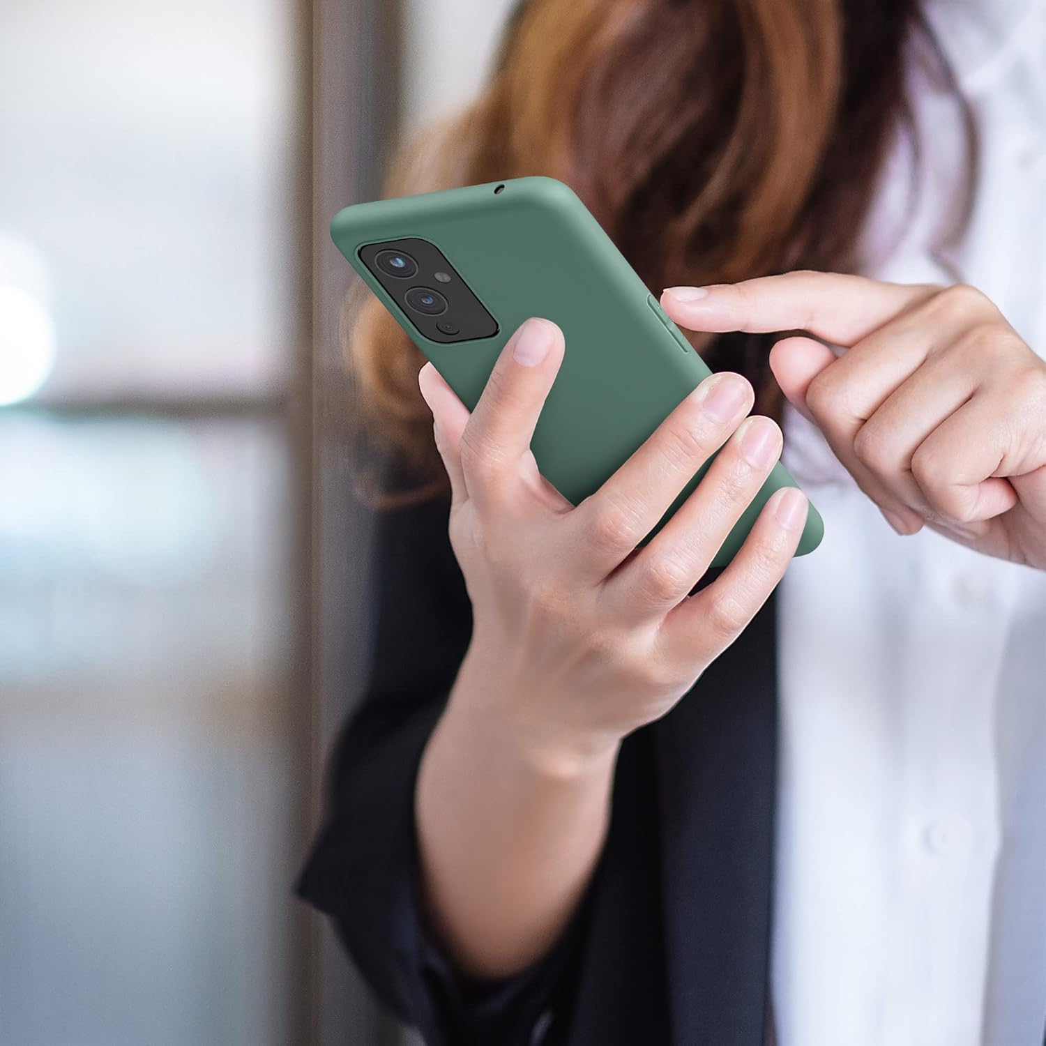 kwmobile Funda compatible con OnePlus 9 (versión EUNA) – Funda protectora de silicona TPU suave y delgada – Verde bosque