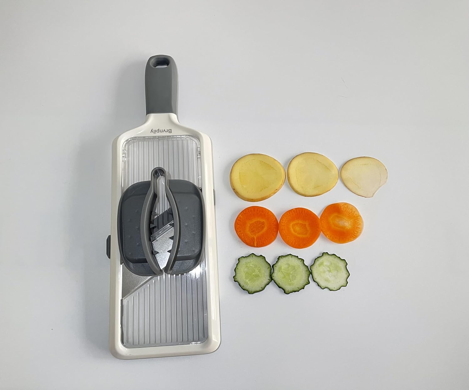 Mandolina ajustable de mano, con agarre para alimentos y cuchillas ajustables, apta para lavavajillas, gris