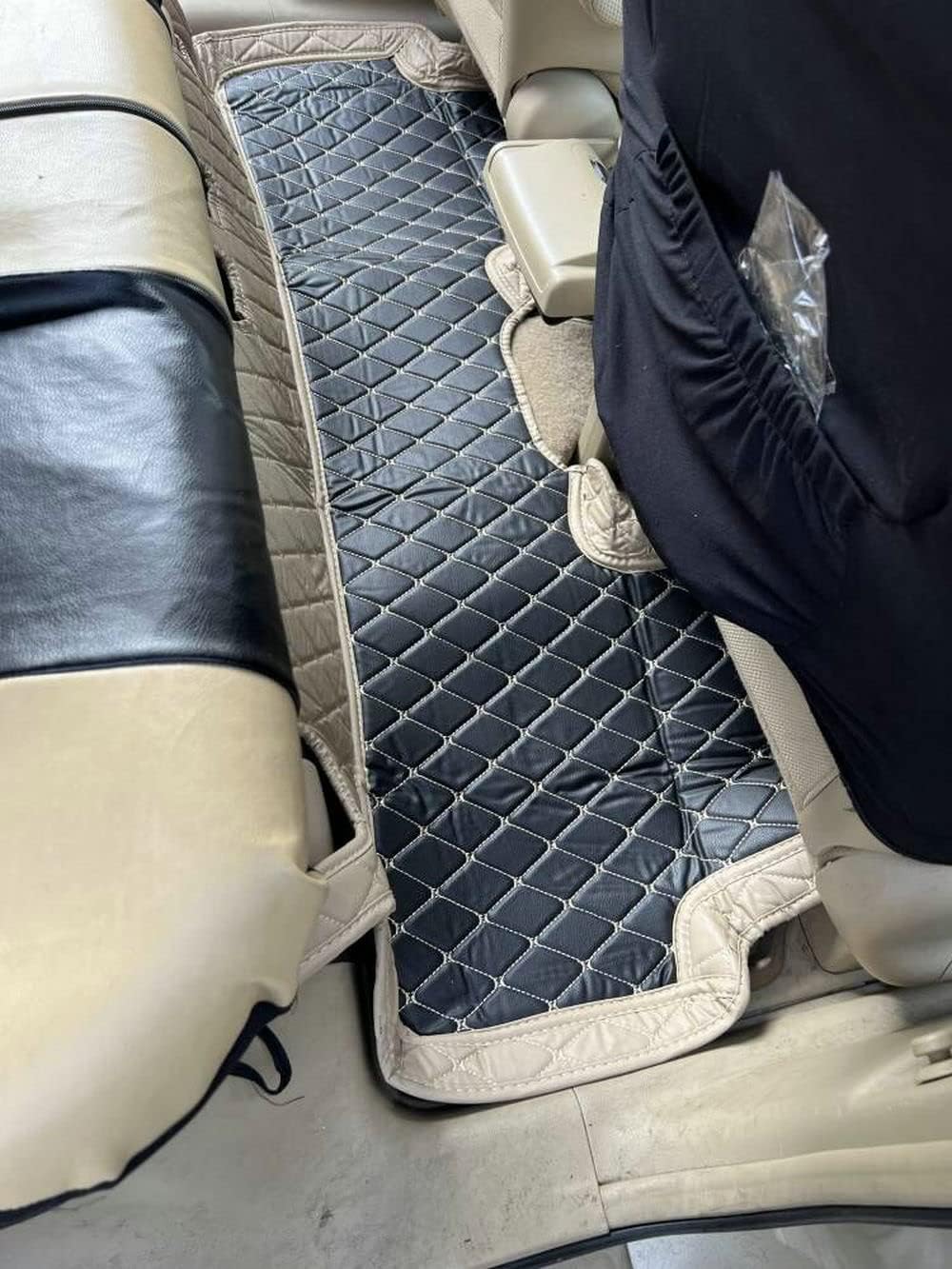 Alfombrillas personalizadas para Audi, Acura, BMW, Cadillac, Dodge, Mercedes Benz, Honda, Infiniti, Jeep, Lexus, Toyota, Nissan, Kia, Hyundai,