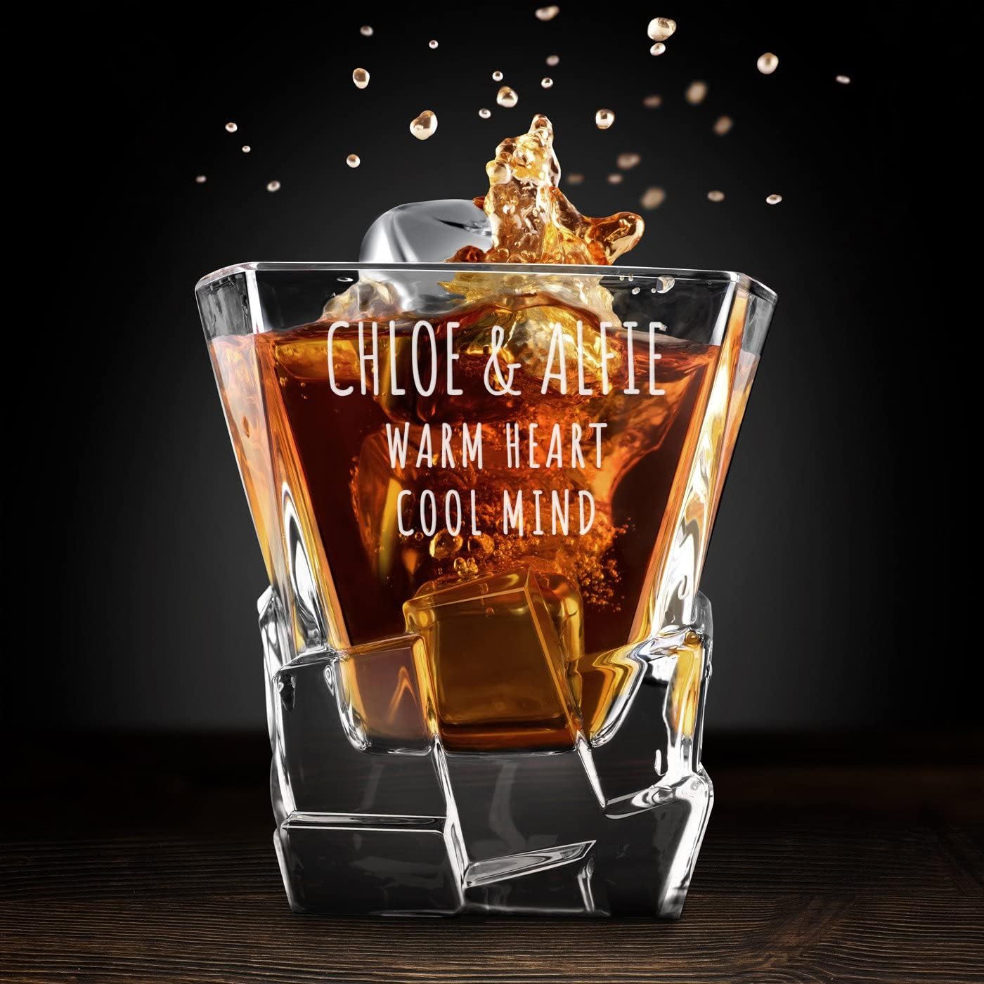 Maverton Vaso de whisky para parejas – Vaso con grabado láser – Diseño moderno – Elegante barware – Vidrio personalizado para aniversario – Para