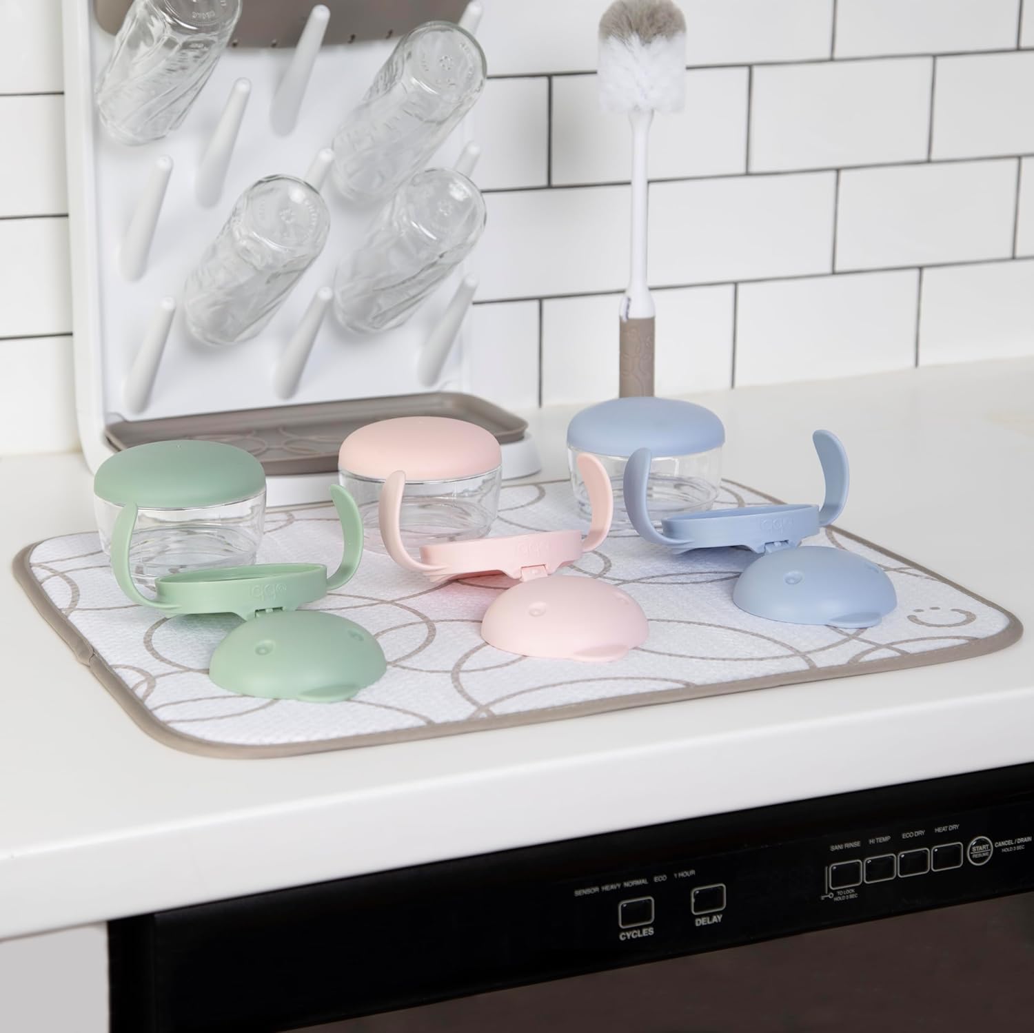 Ubbi Tapete de secado de platos de microfibra color topo, tapete de secado de biberones, tapete de cocina para encimera, paquete de 2