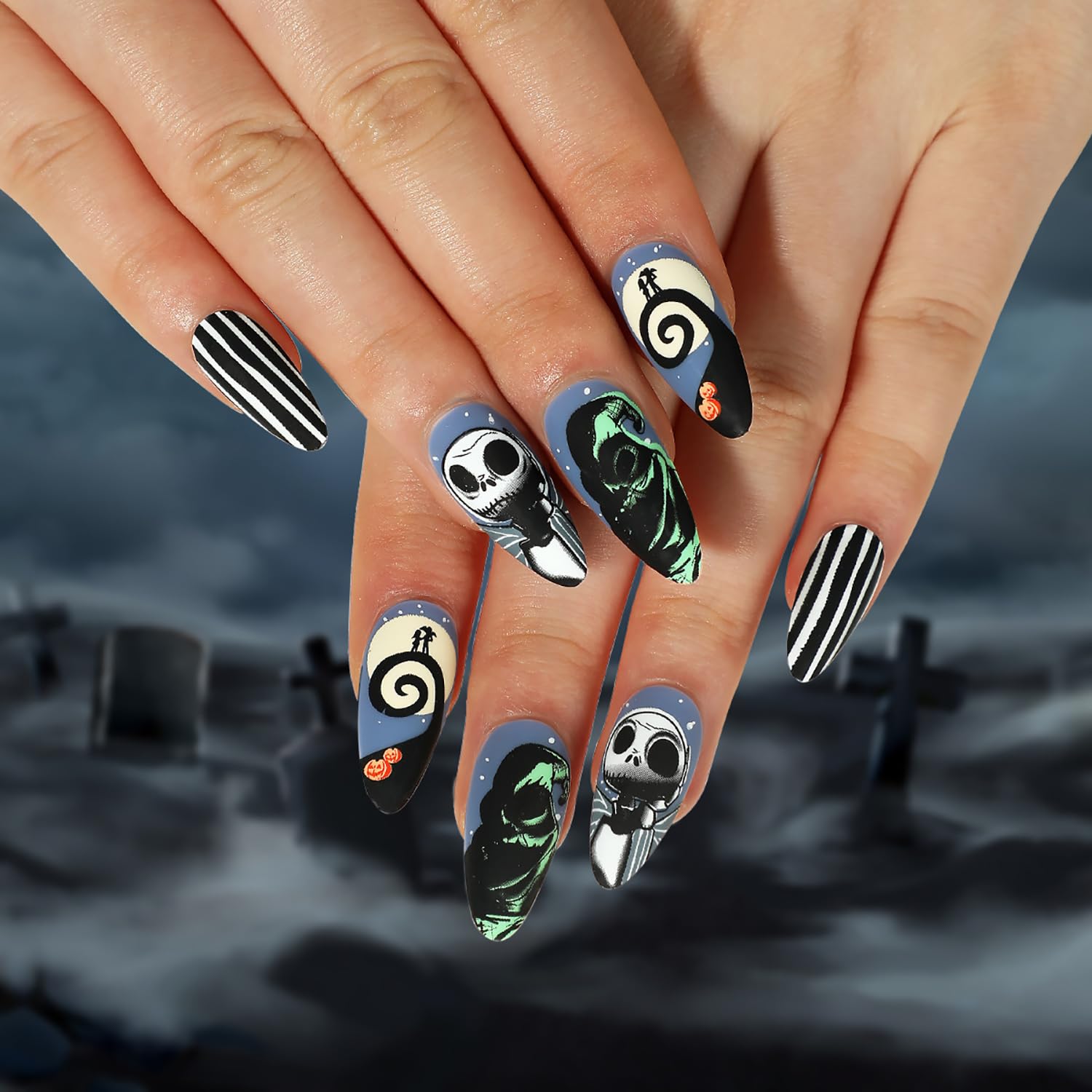 Uñas a presión de Halloween, uñas a presión de almendra, uñas largas a presión para mujeres con diseños de dibujos animados, cobertura completa,