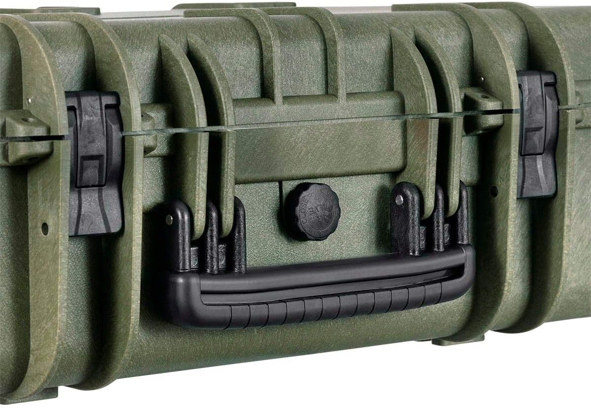 Monoprice Funda rígida resistente a la intemperie, 22 x 14 x 8 pulgadas, verde OD con espuma personalizable, a prueba de golpes, IP67
