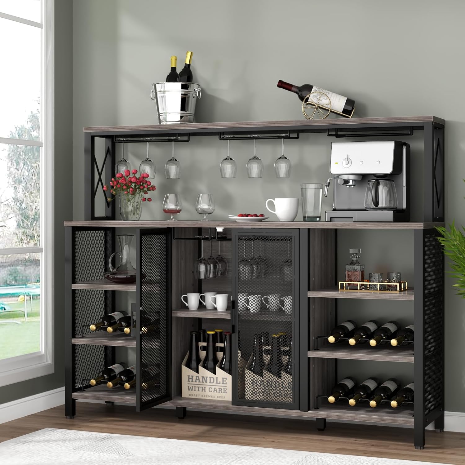 Gabinete de bar de vino, gabinete de barra de café industrial de 55 pulgadas con estante para vino y soporte para vasos, aparador de cocina con