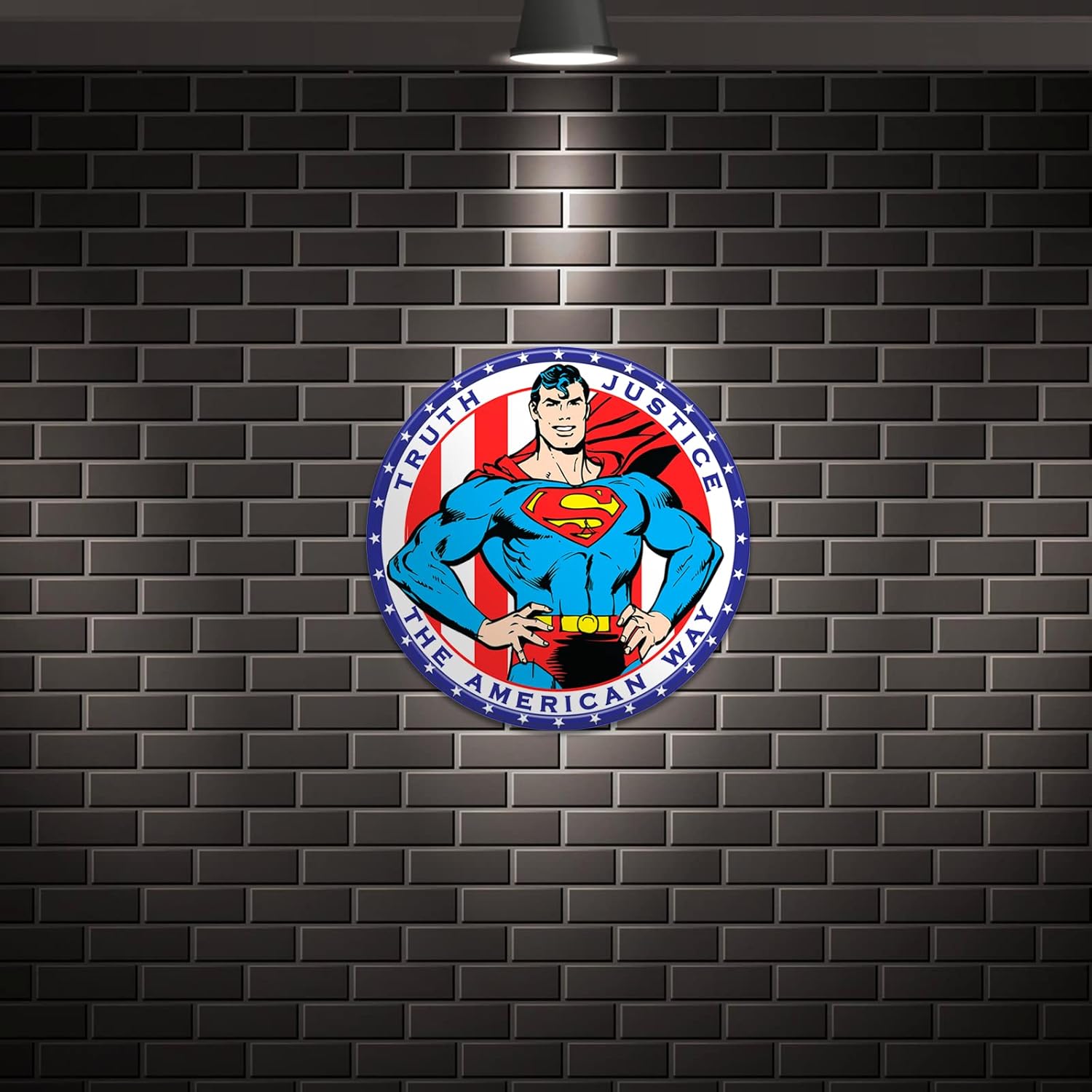 Desperate Enterprises Superman American Way – Letrero de aluminio con borde en relieve, decoración nostálgica de pared de metal vintage, fabricado